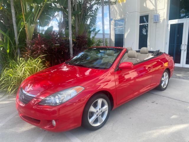 2005 Absolutely Red /Ivory Toyota Camry Solara SLE LOW MILES 63,889 (4T1FA38P85U) with an 3.3L DOHC SEFI VVT-i 24-Valve V6 Engine engine, Automatic transmission, located at 4701 North Dixie Hwy, Pompano Beach, FL, 33064, (954) 422-2889, 26.240938, -80.123474 - OUR WEBPAGE FLORIDACARS1.COM HAS OVER 100 PHOTOS AND FREE CARFAX LINK 2005 TOYOTA CAMRY SOLARA SLE V6 LOADED TOP OF THE LINE VIN: 4T1FA38P85U063157 4 T 1 F A 3 8 P 8 5 U 0 6 3 1 5 7 CONVERTIBLE 3.3L V6 F DOHC 24V GASOLINE FRONT WHEEL DRIVE Features ABS Brakes Air Conditioning Alloy Wheels AM/FM Ster - Photo#40