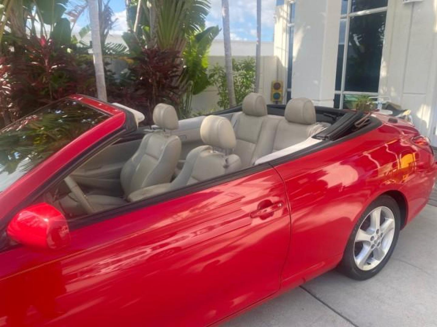 2005 Absolutely Red /Ivory Toyota Camry Solara SLE LOW MILES 63,889 (4T1FA38P85U) with an 3.3L DOHC SEFI VVT-i 24-Valve V6 Engine engine, Automatic transmission, located at 4701 North Dixie Hwy, Pompano Beach, FL, 33064, (954) 422-2889, 26.240938, -80.123474 - OUR WEBPAGE FLORIDACARS1.COM HAS OVER 100 PHOTOS AND FREE CARFAX LINK 2005 TOYOTA CAMRY SOLARA SLE V6 LOADED TOP OF THE LINE VIN: 4T1FA38P85U063157 4 T 1 F A 3 8 P 8 5 U 0 6 3 1 5 7 CONVERTIBLE 3.3L V6 F DOHC 24V GASOLINE FRONT WHEEL DRIVE Features ABS Brakes Air Conditioning Alloy Wheels AM/FM Ster - Photo#47
