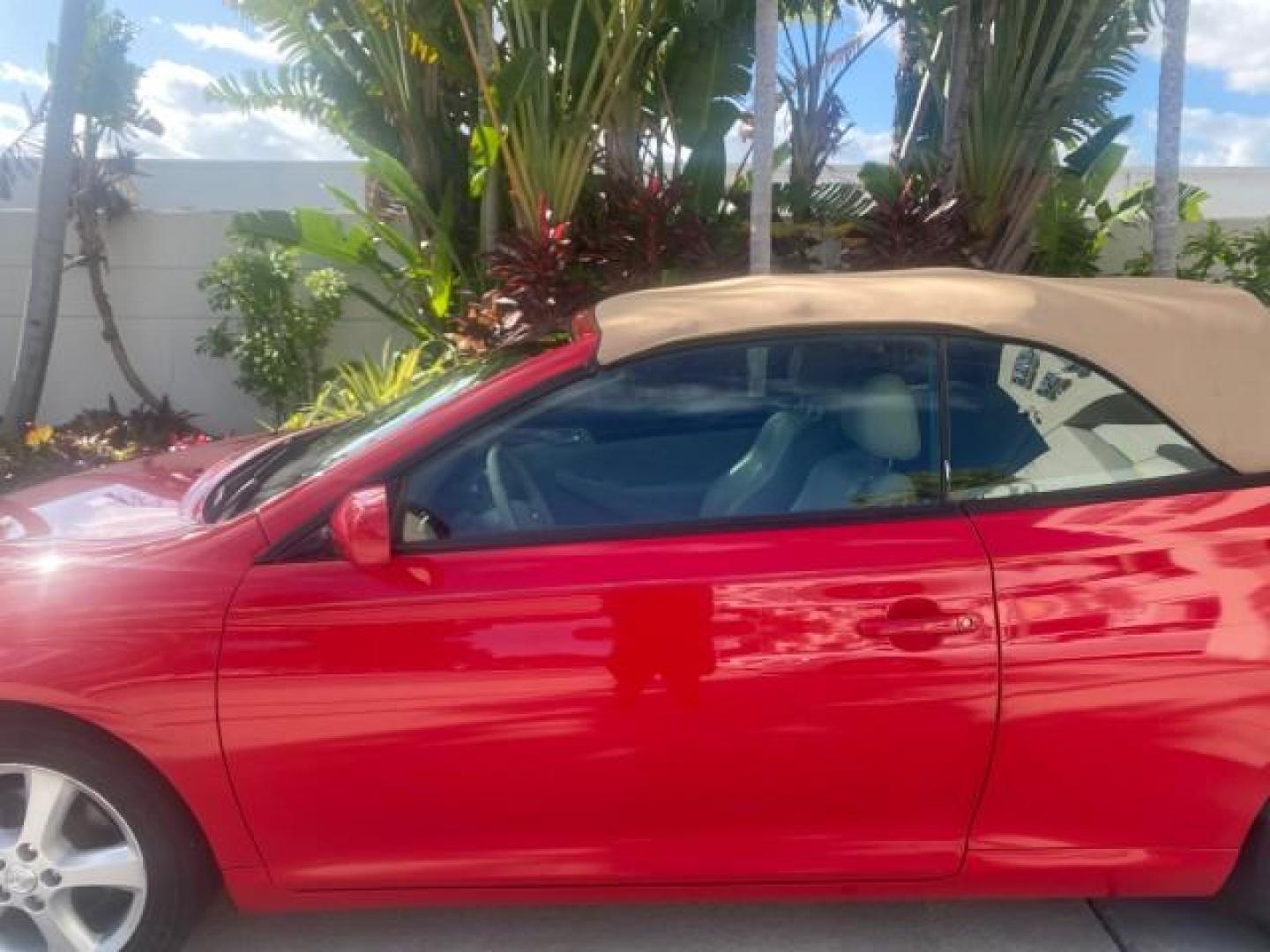 2005 Absolutely Red /Ivory Toyota Camry Solara SLE LOW MILES 63,889 (4T1FA38P85U) with an 3.3L DOHC SEFI VVT-i 24-Valve V6 Engine engine, Automatic transmission, located at 4701 North Dixie Hwy, Pompano Beach, FL, 33064, (954) 422-2889, 26.240938, -80.123474 - OUR WEBPAGE FLORIDACARS1.COM HAS OVER 100 PHOTOS AND FREE CARFAX LINK 2005 TOYOTA CAMRY SOLARA SLE V6 LOADED TOP OF THE LINE VIN: 4T1FA38P85U063157 4 T 1 F A 3 8 P 8 5 U 0 6 3 1 5 7 CONVERTIBLE 3.3L V6 F DOHC 24V GASOLINE FRONT WHEEL DRIVE Features ABS Brakes Air Conditioning Alloy Wheels AM/FM Ster - Photo#58