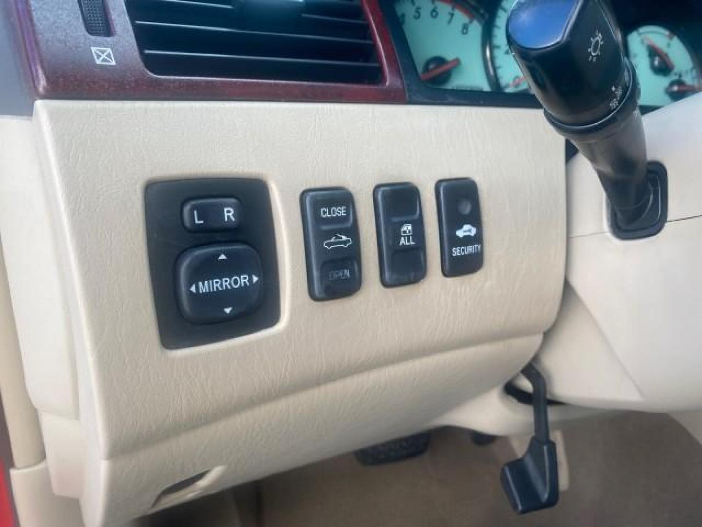 2005 Absolutely Red /Ivory Toyota Camry Solara SLE LOW MILES 63,889 (4T1FA38P85U) with an 3.3L DOHC SEFI VVT-i 24-Valve V6 Engine engine, Automatic transmission, located at 4701 North Dixie Hwy, Pompano Beach, FL, 33064, (954) 422-2889, 26.240938, -80.123474 - OUR WEBPAGE FLORIDACARS1.COM HAS OVER 100 PHOTOS AND FREE CARFAX LINK 2005 TOYOTA CAMRY SOLARA SLE V6 LOADED TOP OF THE LINE VIN: 4T1FA38P85U063157 4 T 1 F A 3 8 P 8 5 U 0 6 3 1 5 7 CONVERTIBLE 3.3L V6 F DOHC 24V GASOLINE FRONT WHEEL DRIVE Features ABS Brakes Air Conditioning Alloy Wheels AM/FM Ster - Photo#75