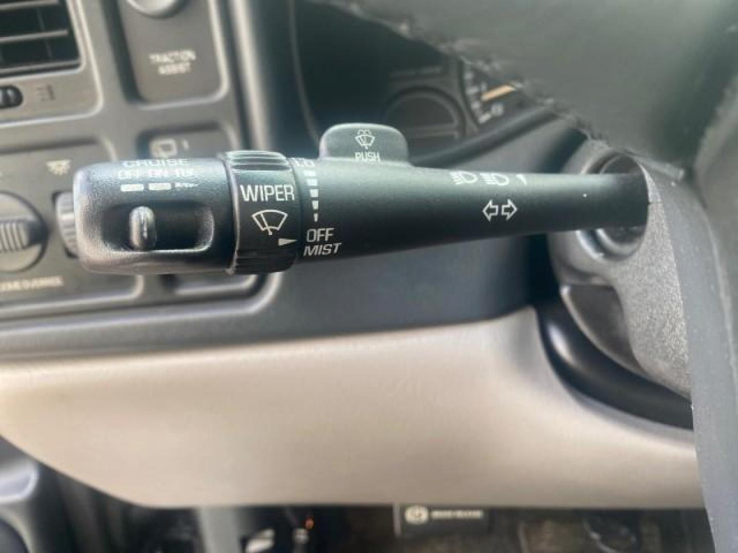 2002 Medium Charcoal Gray Metalli /Graphite/Medium Gray Chevrolet Suburban LT LOW MILES 60,399 1 OWNER (3GNEC16T32G) with an 5.3L Vortec 1000 SFI V8 Engine engine, Automatic transmission, located at 4701 North Dixie Hwy, Pompano Beach, FL, 33064, (954) 422-2889, 26.240938, -80.123474 - OUR WEBPAGE FLORIDACARS1.COM HAS OVER 100 PHOTOS AND FREE CARFAX LINK 2002 CHEVROLET SUBURBAN 1500 LT AUTORIDE VIN: 3GNEC16T32G235731 3 G N E C 1 6 T 3 2 G 2 3 5 7 3 1 4 DOOR WAGON/SPORT UTILITY 5.3L V8 F OHV GASOLINE REAR WHEEL DRIVE TOW PKG Features ABS Brakes Air Conditioning Alloy Wheels AM/FM S - Photo#49