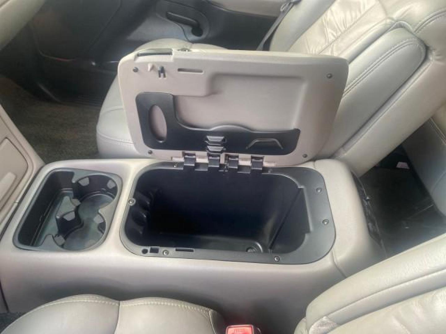 2002 Medium Charcoal Gray Metalli /Graphite/Medium Gray Chevrolet Suburban LT LOW MILES 60,399 1 OWNER (3GNEC16T32G) with an 5.3L Vortec 1000 SFI V8 Engine engine, Automatic transmission, located at 4701 North Dixie Hwy, Pompano Beach, FL, 33064, (954) 422-2889, 26.240938, -80.123474 - OUR WEBPAGE FLORIDACARS1.COM HAS OVER 100 PHOTOS AND FREE CARFAX LINK 2002 CHEVROLET SUBURBAN 1500 LT AUTORIDE VIN: 3GNEC16T32G235731 3 G N E C 1 6 T 3 2 G 2 3 5 7 3 1 4 DOOR WAGON/SPORT UTILITY 5.3L V8 F OHV GASOLINE REAR WHEEL DRIVE TOW PKG Features ABS Brakes Air Conditioning Alloy Wheels AM/FM S - Photo#62