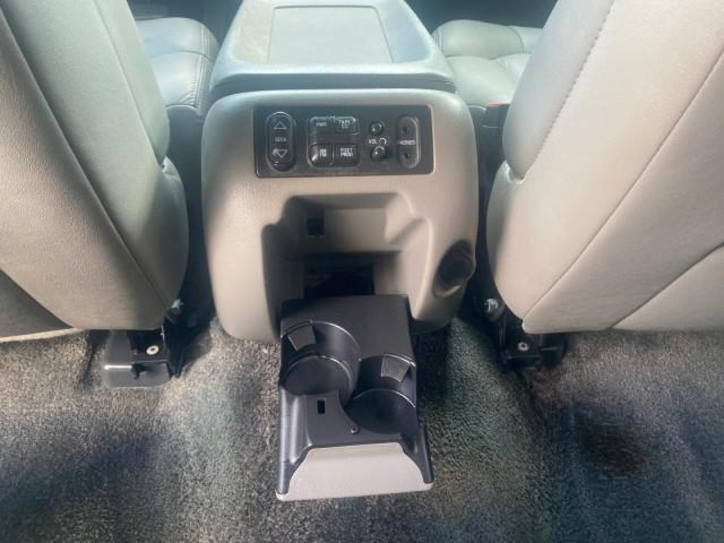 2002 Medium Charcoal Gray Metalli /Graphite/Medium Gray Chevrolet Suburban LT LOW MILES 60,399 1 OWNER (3GNEC16T32G) with an 5.3L Vortec 1000 SFI V8 Engine engine, Automatic transmission, located at 4701 North Dixie Hwy, Pompano Beach, FL, 33064, (954) 422-2889, 26.240938, -80.123474 - OUR WEBPAGE FLORIDACARS1.COM HAS OVER 100 PHOTOS AND FREE CARFAX LINK 2002 CHEVROLET SUBURBAN 1500 LT AUTORIDE VIN: 3GNEC16T32G235731 3 G N E C 1 6 T 3 2 G 2 3 5 7 3 1 4 DOOR WAGON/SPORT UTILITY 5.3L V8 F OHV GASOLINE REAR WHEEL DRIVE TOW PKG Features ABS Brakes Air Conditioning Alloy Wheels AM/FM S - Photo#82