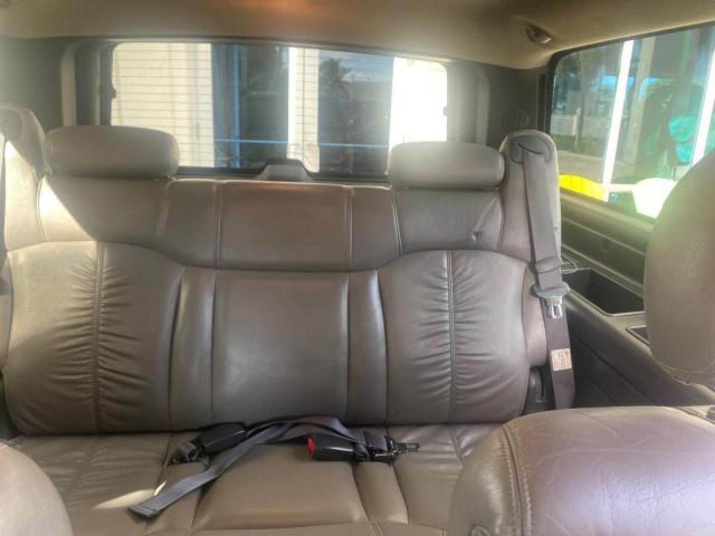 2002 Medium Charcoal Gray Metalli /Graphite/Medium Gray Chevrolet Suburban LT LOW MILES 60,399 1 OWNER (3GNEC16T32G) with an 5.3L Vortec 1000 SFI V8 Engine engine, Automatic transmission, located at 4701 North Dixie Hwy, Pompano Beach, FL, 33064, (954) 422-2889, 26.240938, -80.123474 - OUR WEBPAGE FLORIDACARS1.COM HAS OVER 100 PHOTOS AND FREE CARFAX LINK 2002 CHEVROLET SUBURBAN 1500 LT AUTORIDE VIN: 3GNEC16T32G235731 3 G N E C 1 6 T 3 2 G 2 3 5 7 3 1 4 DOOR WAGON/SPORT UTILITY 5.3L V8 F OHV GASOLINE REAR WHEEL DRIVE TOW PKG Features ABS Brakes Air Conditioning Alloy Wheels AM/FM S - Photo#88