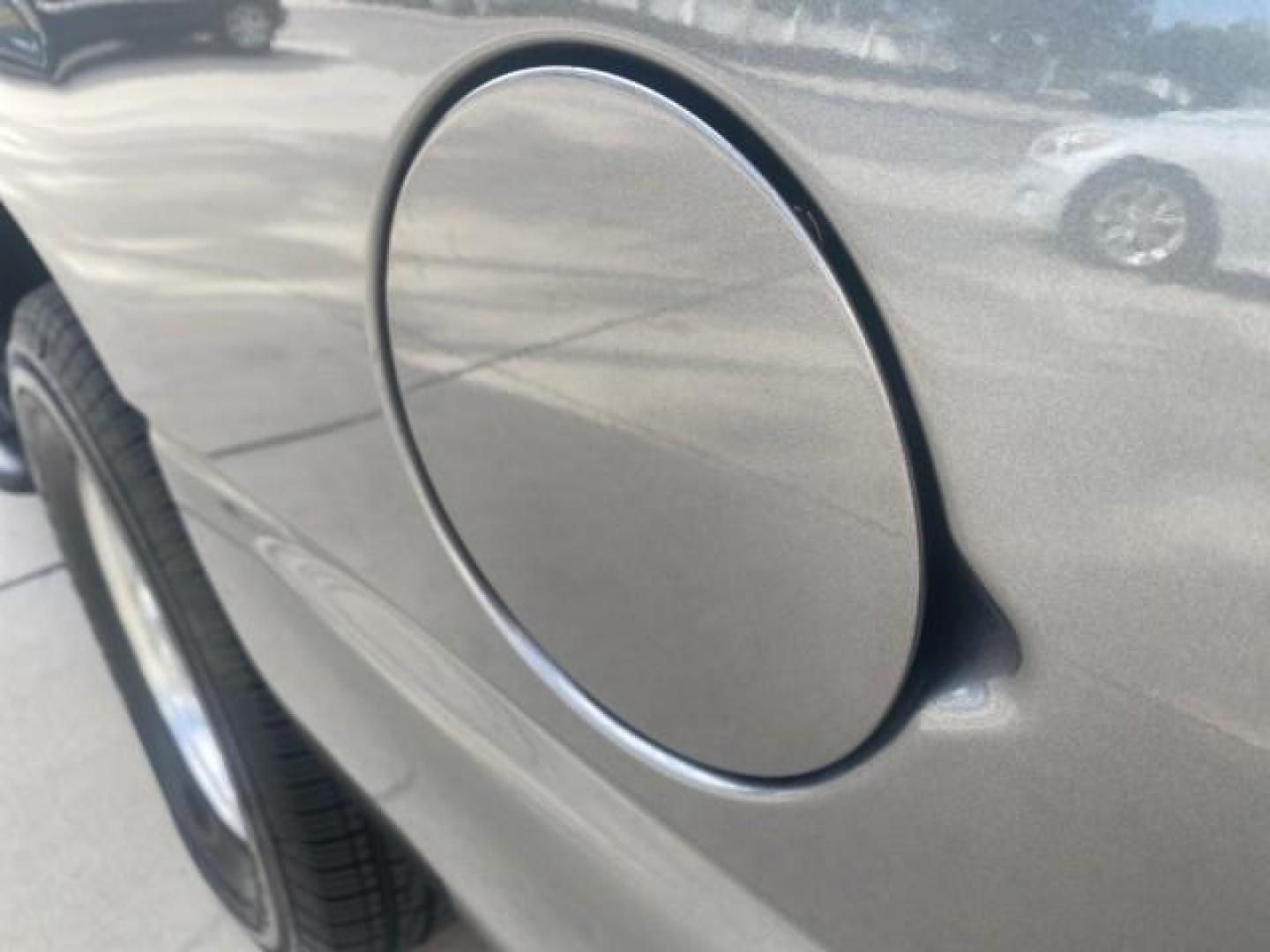 2002 Medium Charcoal Gray Metalli /Graphite/Medium Gray Chevrolet Suburban LT LOW MILES 60,399 1 OWNER (3GNEC16T32G) with an 5.3L Vortec 1000 SFI V8 Engine engine, Automatic transmission, located at 4701 North Dixie Hwy, Pompano Beach, FL, 33064, (954) 422-2889, 26.240938, -80.123474 - OUR WEBPAGE FLORIDACARS1.COM HAS OVER 100 PHOTOS AND FREE CARFAX LINK 2002 CHEVROLET SUBURBAN 1500 LT AUTORIDE VIN: 3GNEC16T32G235731 3 G N E C 1 6 T 3 2 G 2 3 5 7 3 1 4 DOOR WAGON/SPORT UTILITY 5.3L V8 F OHV GASOLINE REAR WHEEL DRIVE TOW PKG Features ABS Brakes Air Conditioning Alloy Wheels AM/FM S - Photo#95