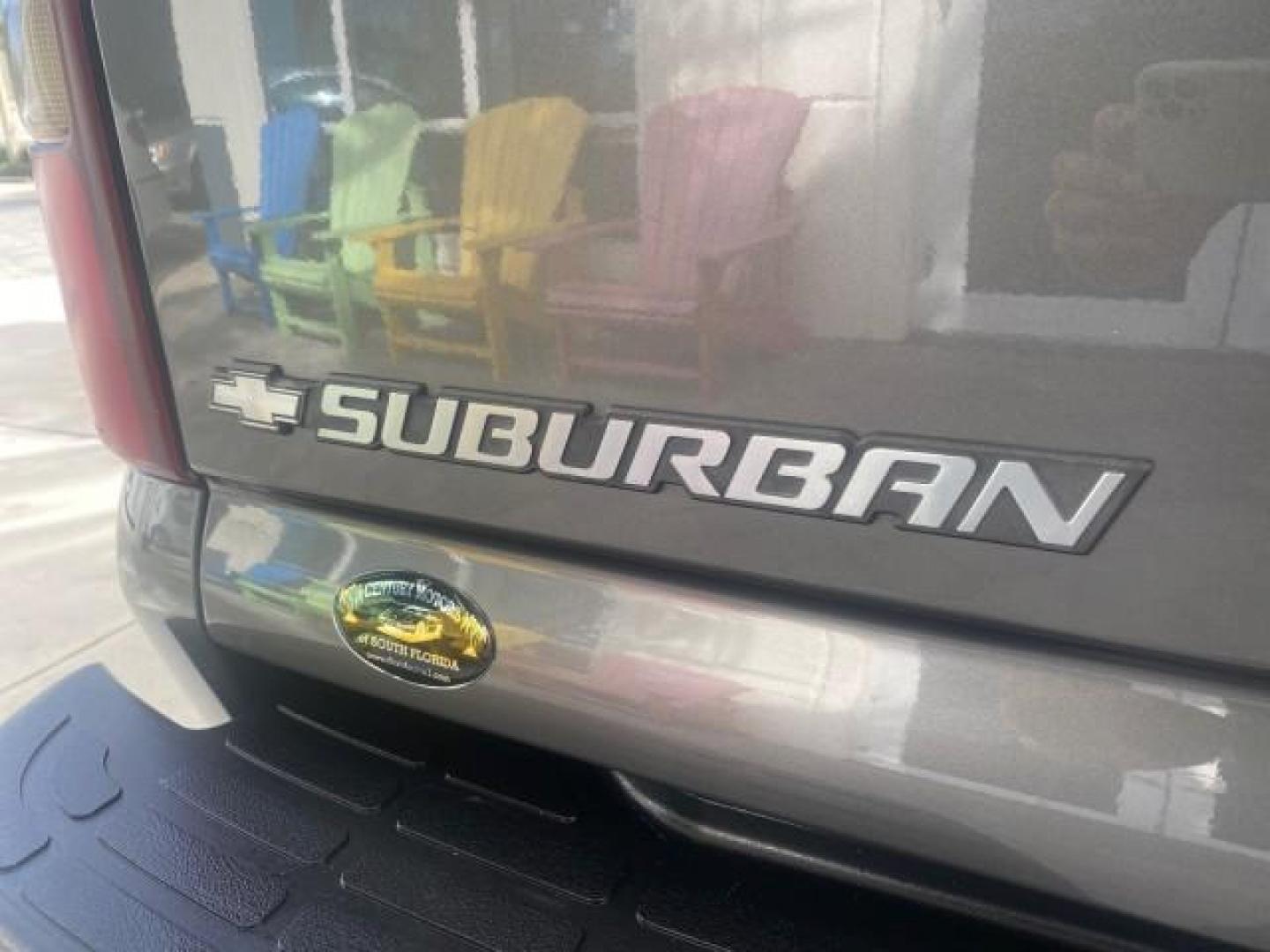 2002 Medium Charcoal Gray Metalli /Graphite/Medium Gray Chevrolet Suburban LT LOW MILES 60,399 1 OWNER (3GNEC16T32G) with an 5.3L Vortec 1000 SFI V8 Engine engine, Automatic transmission, located at 4701 North Dixie Hwy, Pompano Beach, FL, 33064, (954) 422-2889, 26.240938, -80.123474 - OUR WEBPAGE FLORIDACARS1.COM HAS OVER 100 PHOTOS AND FREE CARFAX LINK 2002 CHEVROLET SUBURBAN 1500 LT AUTORIDE VIN: 3GNEC16T32G235731 3 G N E C 1 6 T 3 2 G 2 3 5 7 3 1 4 DOOR WAGON/SPORT UTILITY 5.3L V8 F OHV GASOLINE REAR WHEEL DRIVE TOW PKG Features ABS Brakes Air Conditioning Alloy Wheels AM/FM S - Photo#98