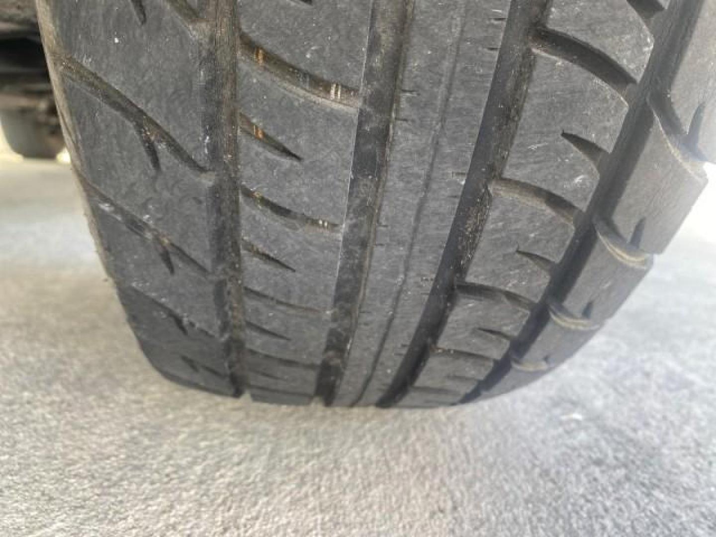 2000 Black Sand Pearl /Oak Toyota Tacoma LOW MILES 74,047 1 OWNER (4TAVL52N2YZ) with an 2.4L DOHC EFI 16-Valve I4 Engine engine, Automatic transmission, located at 4701 North Dixie Hwy, Pompano Beach, FL, 33064, (954) 422-2889, 26.240938, -80.123474 - OUR WEBPAGE FLORIDACARS1.COM HAS OVER 100 PHOTOS AND FREE CARFAX LINK 2000 TOYOTA TACOMA SR5 VIN: 4TAVL52N2YZ618796 4 T A V L 5 2 N 2 Y Z 6 1 8 7 9 6 CLUB CAB PICKUP 2.4L I4 F DOHC GASOLINE 29 MPG REAR WHEEL DRIVE Features Air Conditioning AM/FM Stereo Automatic Transmission Bed Liner Cassette Playe - Photo#20