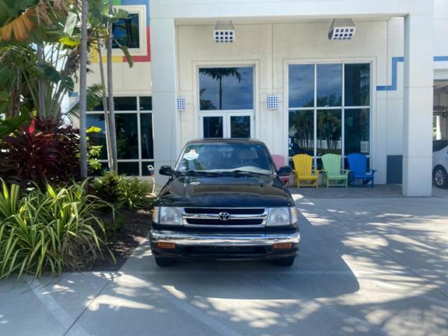 2000 Black Sand Pearl /Oak Toyota Tacoma LOW MILES 74,047 1 OWNER (4TAVL52N2YZ) with an 2.4L DOHC EFI 16-Valve I4 Engine engine, Automatic transmission, located at 4701 North Dixie Hwy, Pompano Beach, FL, 33064, (954) 422-2889, 26.240938, -80.123474 - OUR WEBPAGE FLORIDACARS1.COM HAS OVER 100 PHOTOS AND FREE CARFAX LINK 2000 TOYOTA TACOMA SR5 VIN: 4TAVL52N2YZ618796 4 T A V L 5 2 N 2 Y Z 6 1 8 7 9 6 CLUB CAB PICKUP 2.4L I4 F DOHC GASOLINE 29 MPG REAR WHEEL DRIVE Features Air Conditioning AM/FM Stereo Automatic Transmission Bed Liner Cassette Playe - Photo#28