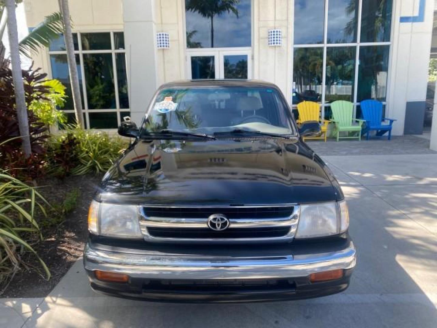 2000 Black Sand Pearl /Oak Toyota Tacoma LOW MILES 74,047 1 OWNER (4TAVL52N2YZ) with an 2.4L DOHC EFI 16-Valve I4 Engine engine, Automatic transmission, located at 4701 North Dixie Hwy, Pompano Beach, FL, 33064, (954) 422-2889, 26.240938, -80.123474 - OUR WEBPAGE FLORIDACARS1.COM HAS OVER 100 PHOTOS AND FREE CARFAX LINK 2000 TOYOTA TACOMA SR5 VIN: 4TAVL52N2YZ618796 4 T A V L 5 2 N 2 Y Z 6 1 8 7 9 6 CLUB CAB PICKUP 2.4L I4 F DOHC GASOLINE 29 MPG REAR WHEEL DRIVE Features Air Conditioning AM/FM Stereo Automatic Transmission Bed Liner Cassette Playe - Photo#29
