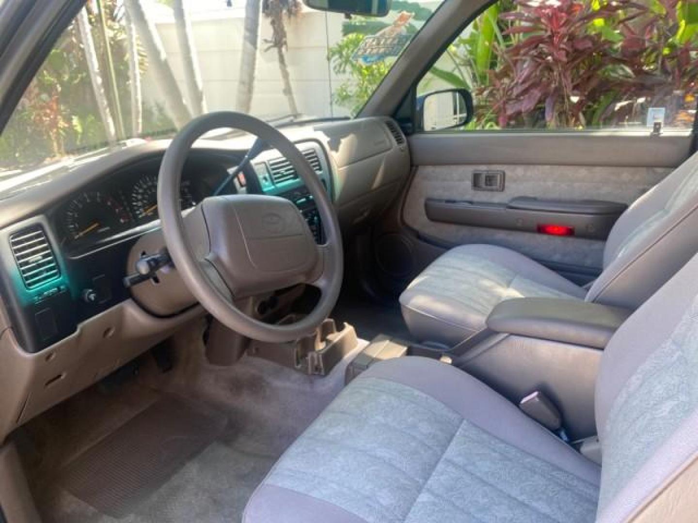 2000 Black Sand Pearl /Oak Toyota Tacoma LOW MILES 74,047 1 OWNER (4TAVL52N2YZ) with an 2.4L DOHC EFI 16-Valve I4 Engine engine, Automatic transmission, located at 4701 North Dixie Hwy, Pompano Beach, FL, 33064, (954) 422-2889, 26.240938, -80.123474 - OUR WEBPAGE FLORIDACARS1.COM HAS OVER 100 PHOTOS AND FREE CARFAX LINK 2000 TOYOTA TACOMA SR5 VIN: 4TAVL52N2YZ618796 4 T A V L 5 2 N 2 Y Z 6 1 8 7 9 6 CLUB CAB PICKUP 2.4L I4 F DOHC GASOLINE 29 MPG REAR WHEEL DRIVE Features Air Conditioning AM/FM Stereo Automatic Transmission Bed Liner Cassette Playe - Photo#48