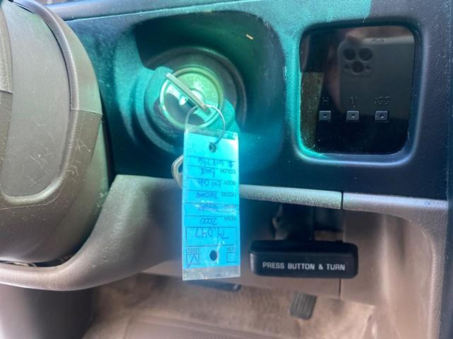 2000 Black Sand Pearl /Oak Toyota Tacoma LOW MILES 74,047 1 OWNER (4TAVL52N2YZ) with an 2.4L DOHC EFI 16-Valve I4 Engine engine, Automatic transmission, located at 4701 North Dixie Hwy, Pompano Beach, FL, 33064, (954) 422-2889, 26.240938, -80.123474 - OUR WEBPAGE FLORIDACARS1.COM HAS OVER 100 PHOTOS AND FREE CARFAX LINK 2000 TOYOTA TACOMA SR5 VIN: 4TAVL52N2YZ618796 4 T A V L 5 2 N 2 Y Z 6 1 8 7 9 6 CLUB CAB PICKUP 2.4L I4 F DOHC GASOLINE 29 MPG REAR WHEEL DRIVE Features Air Conditioning AM/FM Stereo Automatic Transmission Bed Liner Cassette Playe - Photo#57