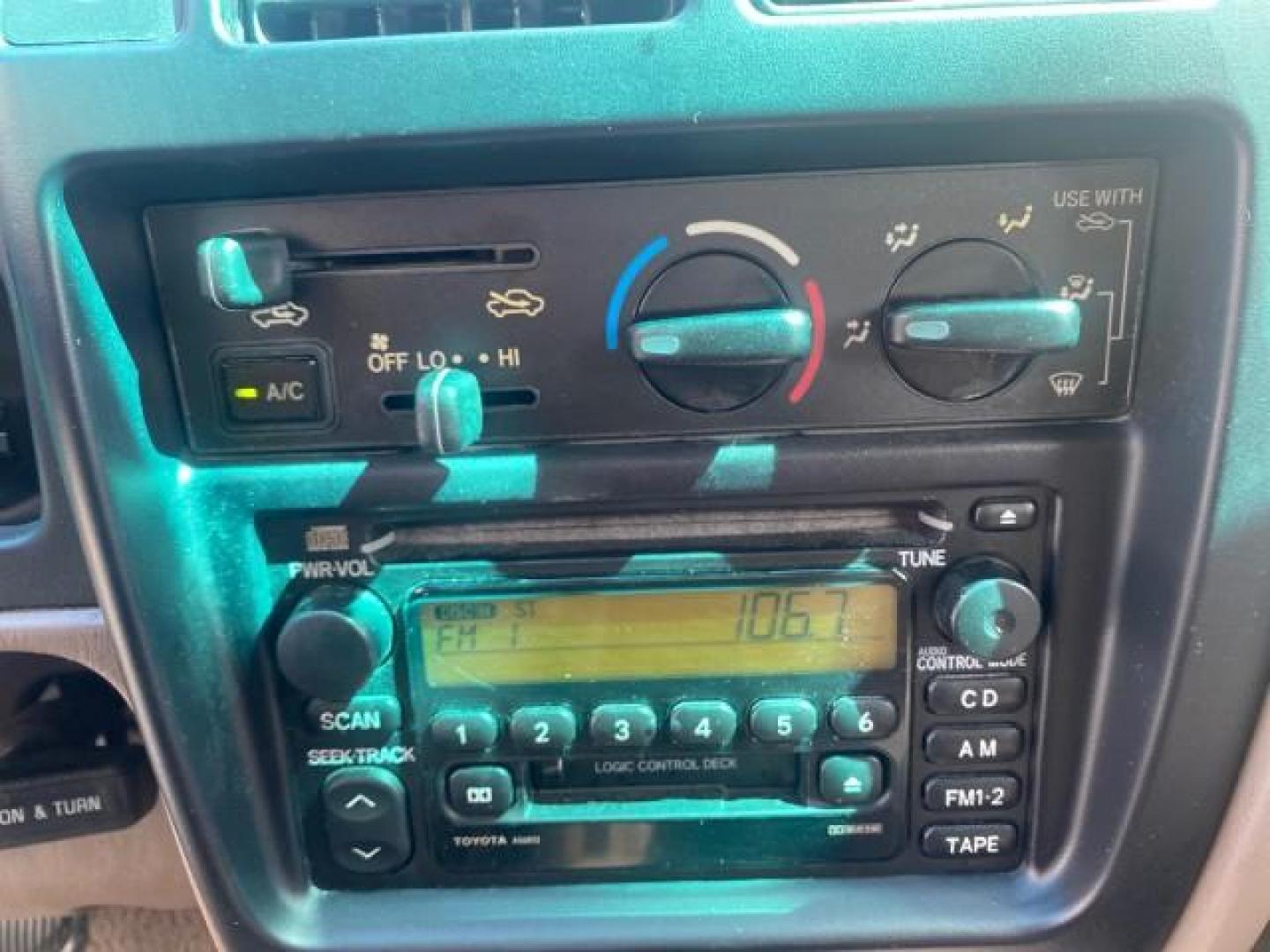 2000 Black Sand Pearl /Oak Toyota Tacoma LOW MILES 74,047 1 OWNER (4TAVL52N2YZ) with an 2.4L DOHC EFI 16-Valve I4 Engine engine, Automatic transmission, located at 4701 North Dixie Hwy, Pompano Beach, FL, 33064, (954) 422-2889, 26.240938, -80.123474 - OUR WEBPAGE FLORIDACARS1.COM HAS OVER 100 PHOTOS AND FREE CARFAX LINK 2000 TOYOTA TACOMA SR5 VIN: 4TAVL52N2YZ618796 4 T A V L 5 2 N 2 Y Z 6 1 8 7 9 6 CLUB CAB PICKUP 2.4L I4 F DOHC GASOLINE 29 MPG REAR WHEEL DRIVE Features Air Conditioning AM/FM Stereo Automatic Transmission Bed Liner Cassette Playe - Photo#61