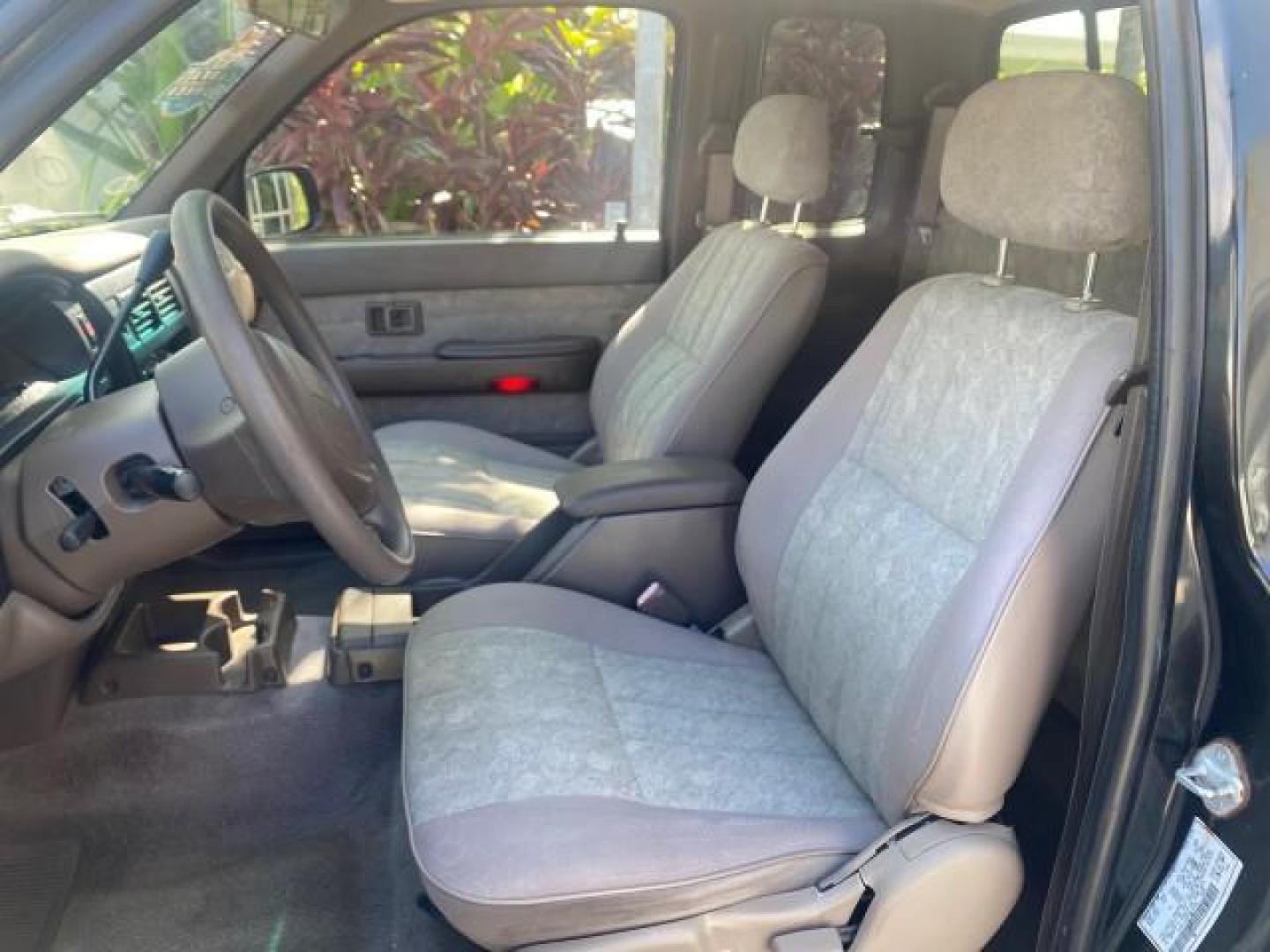 2000 Black Sand Pearl /Oak Toyota Tacoma LOW MILES 74,047 1 OWNER (4TAVL52N2YZ) with an 2.4L DOHC EFI 16-Valve I4 Engine engine, Automatic transmission, located at 4701 North Dixie Hwy, Pompano Beach, FL, 33064, (954) 422-2889, 26.240938, -80.123474 - OUR WEBPAGE FLORIDACARS1.COM HAS OVER 100 PHOTOS AND FREE CARFAX LINK 2000 TOYOTA TACOMA SR5 VIN: 4TAVL52N2YZ618796 4 T A V L 5 2 N 2 Y Z 6 1 8 7 9 6 CLUB CAB PICKUP 2.4L I4 F DOHC GASOLINE 29 MPG REAR WHEEL DRIVE Features Air Conditioning AM/FM Stereo Automatic Transmission Bed Liner Cassette Playe - Photo#76