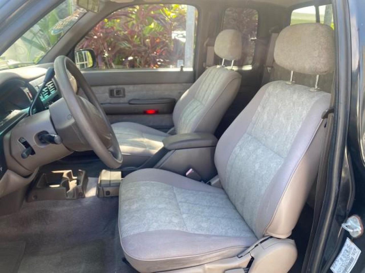 2000 Black Sand Pearl /Oak Toyota Tacoma LOW MILES 74,047 1 OWNER (4TAVL52N2YZ) with an 2.4L DOHC EFI 16-Valve I4 Engine engine, Automatic transmission, located at 4701 North Dixie Hwy, Pompano Beach, FL, 33064, (954) 422-2889, 26.240938, -80.123474 - OUR WEBPAGE FLORIDACARS1.COM HAS OVER 100 PHOTOS AND FREE CARFAX LINK 2000 TOYOTA TACOMA SR5 VIN: 4TAVL52N2YZ618796 4 T A V L 5 2 N 2 Y Z 6 1 8 7 9 6 CLUB CAB PICKUP 2.4L I4 F DOHC GASOLINE 29 MPG REAR WHEEL DRIVE Features Air Conditioning AM/FM Stereo Automatic Transmission Bed Liner Cassette Playe - Photo#77