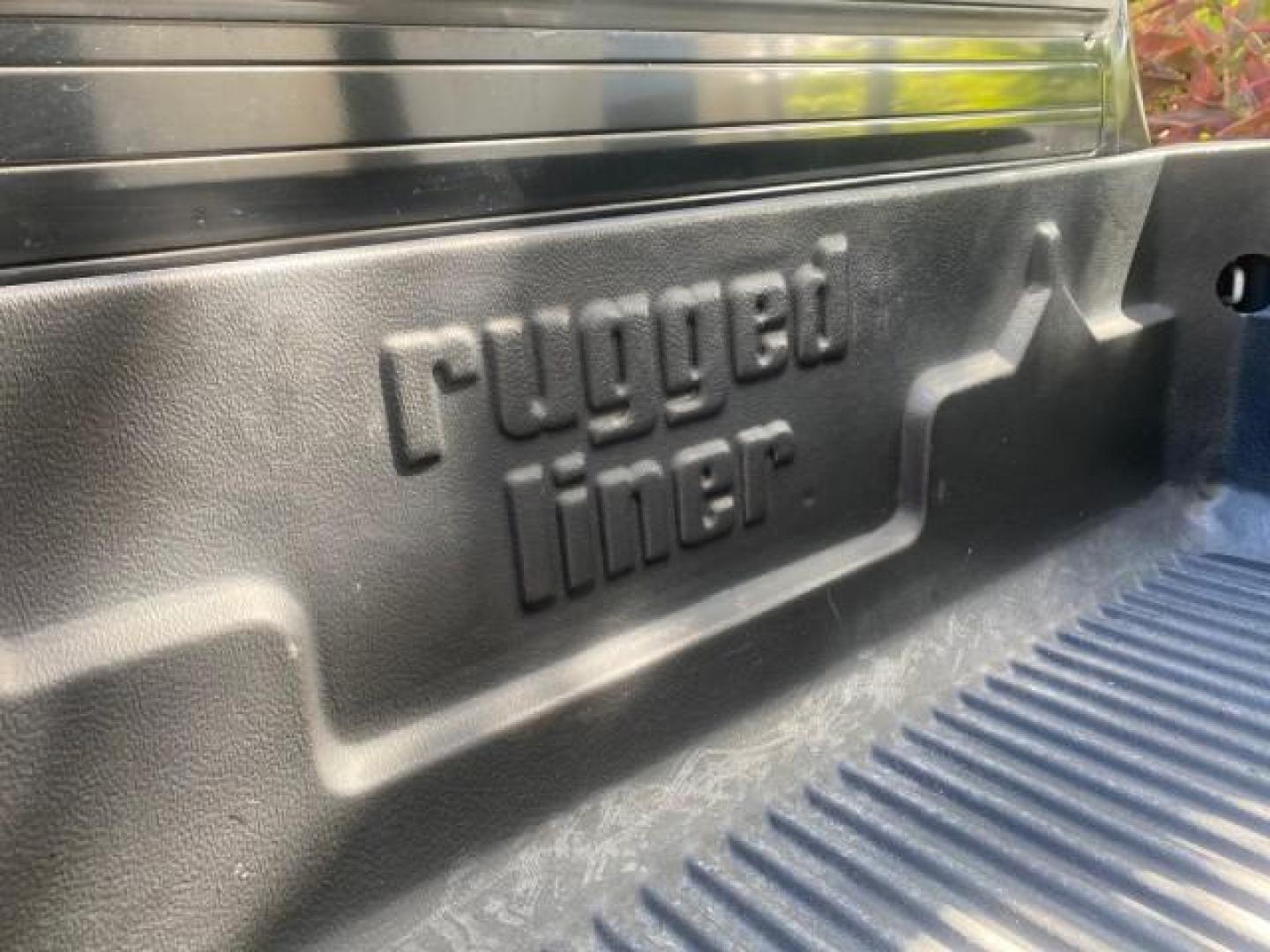 2000 Black Sand Pearl /Oak Toyota Tacoma LOW MILES 74,047 1 OWNER (4TAVL52N2YZ) with an 2.4L DOHC EFI 16-Valve I4 Engine engine, Automatic transmission, located at 4701 North Dixie Hwy, Pompano Beach, FL, 33064, (954) 422-2889, 26.240938, -80.123474 - OUR WEBPAGE FLORIDACARS1.COM HAS OVER 100 PHOTOS AND FREE CARFAX LINK 2000 TOYOTA TACOMA SR5 VIN: 4TAVL52N2YZ618796 4 T A V L 5 2 N 2 Y Z 6 1 8 7 9 6 CLUB CAB PICKUP 2.4L I4 F DOHC GASOLINE 29 MPG REAR WHEEL DRIVE Features Air Conditioning AM/FM Stereo Automatic Transmission Bed Liner Cassette Playe - Photo#97