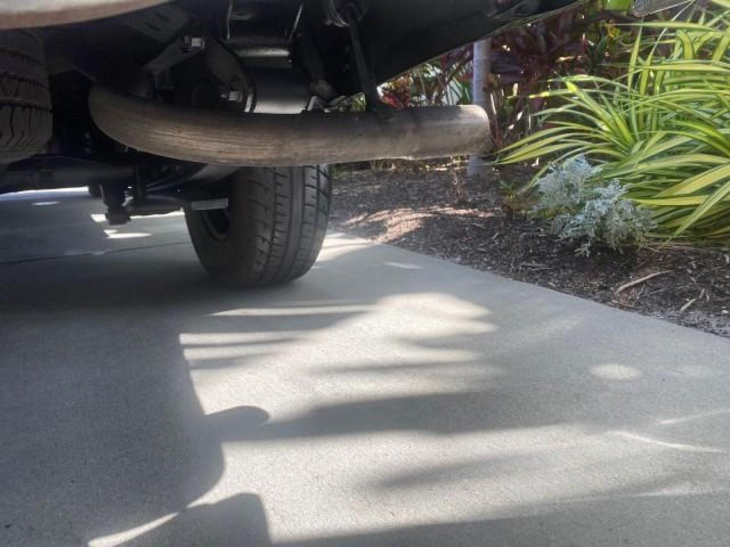 2000 Black Sand Pearl /Oak Toyota Tacoma LOW MILES 74,047 1 OWNER (4TAVL52N2YZ) with an 2.4L DOHC EFI 16-Valve I4 Engine engine, Automatic transmission, located at 4701 North Dixie Hwy, Pompano Beach, FL, 33064, (954) 422-2889, 26.240938, -80.123474 - OUR WEBPAGE FLORIDACARS1.COM HAS OVER 100 PHOTOS AND FREE CARFAX LINK 2000 TOYOTA TACOMA SR5 VIN: 4TAVL52N2YZ618796 4 T A V L 5 2 N 2 Y Z 6 1 8 7 9 6 CLUB CAB PICKUP 2.4L I4 F DOHC GASOLINE 29 MPG REAR WHEEL DRIVE Features Air Conditioning AM/FM Stereo Automatic Transmission Bed Liner Cassette Playe - Photo#99