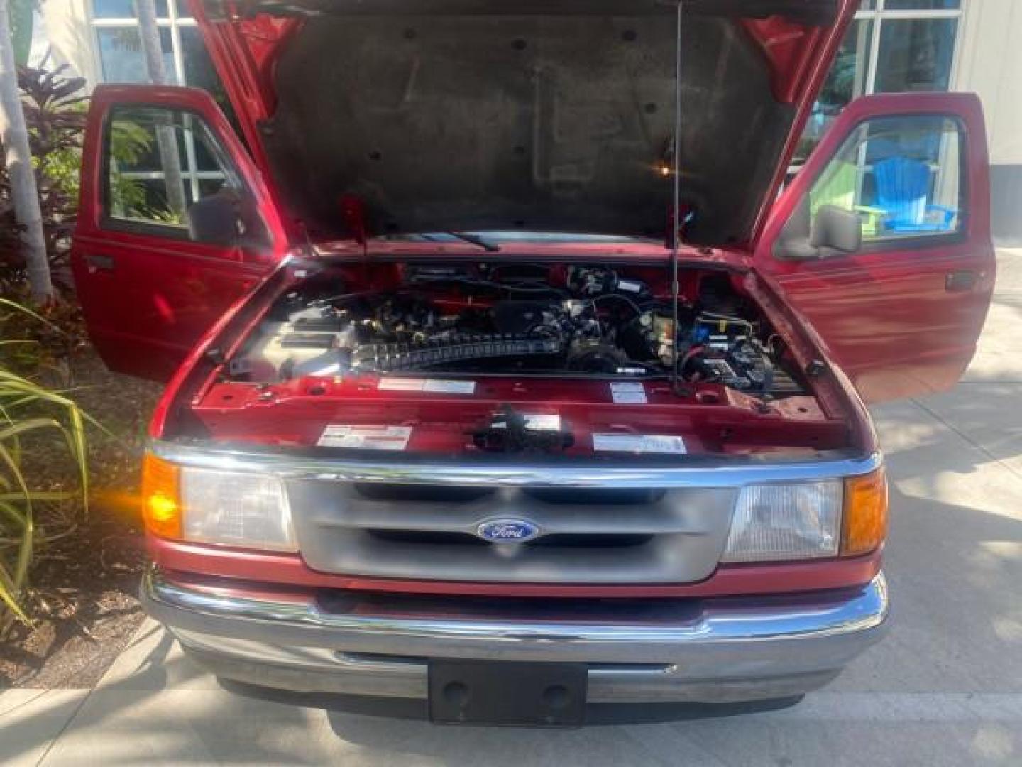 1995 Red /Tan Ford Ranger XLT EXTENDED CAB LOW MILES 64,867 (1FTCR14X7ST) with an 4.0L SPFI V6 Engine engine, Automatic transmission, located at 4701 North Dixie Hwy, Pompano Beach, FL, 33064, (954) 422-2889, 26.240938, -80.123474 - OUR WEBPAGE FLORIDACARS1.COM HAS OVER 100 PHOTOS AND FREE CARFAX LINK 1995 FORD RANGER SPLASH EXTENDED CAB - ICE COLD AC VIN: 1FTCR14X7STA40495 1 F T C R 1 4 X 7 S T A 4 0 4 9 5 CLUB CAB PICKUP 4.0L V6 F GASOLINE 29 MPG REAR WHEEL DRIVE Features ABS Brakes Air Conditioning Alloy Wheels AM/FM Stereo - Photo#17