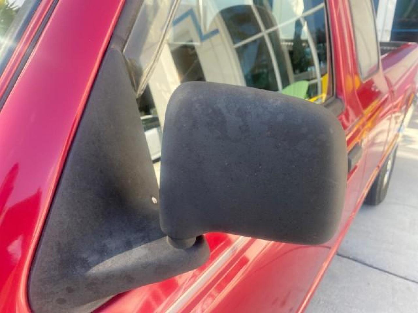 1995 Red /Tan Ford Ranger XLT EXTENDED CAB LOW MILES 64,867 (1FTCR14X7ST) with an 4.0L SPFI V6 Engine engine, Automatic transmission, located at 4701 North Dixie Hwy, Pompano Beach, FL, 33064, (954) 422-2889, 26.240938, -80.123474 - OUR WEBPAGE FLORIDACARS1.COM HAS OVER 100 PHOTOS AND FREE CARFAX LINK 1995 FORD RANGER SPLASH EXTENDED CAB - ICE COLD AC VIN: 1FTCR14X7STA40495 1 F T C R 1 4 X 7 S T A 4 0 4 9 5 CLUB CAB PICKUP 4.0L V6 F GASOLINE 29 MPG REAR WHEEL DRIVE Features ABS Brakes Air Conditioning Alloy Wheels AM/FM Stereo - Photo#40