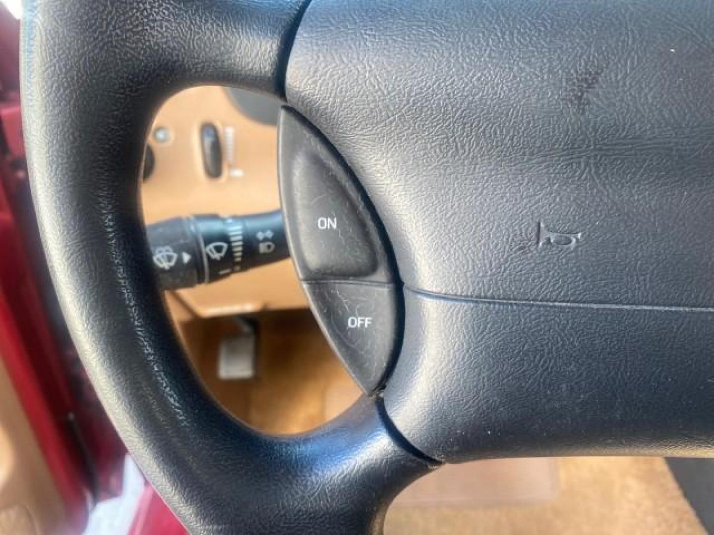 1995 Red /Tan Ford Ranger XLT EXTENDED CAB LOW MILES 64,867 (1FTCR14X7ST) with an 4.0L SPFI V6 Engine engine, Automatic transmission, located at 4701 North Dixie Hwy, Pompano Beach, FL, 33064, (954) 422-2889, 26.240938, -80.123474 - OUR WEBPAGE FLORIDACARS1.COM HAS OVER 100 PHOTOS AND FREE CARFAX LINK 1995 FORD RANGER SPLASH EXTENDED CAB - ICE COLD AC VIN: 1FTCR14X7STA40495 1 F T C R 1 4 X 7 S T A 4 0 4 9 5 CLUB CAB PICKUP 4.0L V6 F GASOLINE 29 MPG REAR WHEEL DRIVE Features ABS Brakes Air Conditioning Alloy Wheels AM/FM Stereo - Photo#51