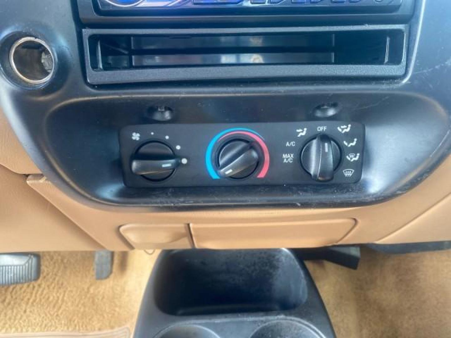 1995 Red /Tan Ford Ranger XLT EXTENDED CAB LOW MILES 64,867 (1FTCR14X7ST) with an 4.0L SPFI V6 Engine engine, Automatic transmission, located at 4701 North Dixie Hwy, Pompano Beach, FL, 33064, (954) 422-2889, 26.240938, -80.123474 - OUR WEBPAGE FLORIDACARS1.COM HAS OVER 100 PHOTOS AND FREE CARFAX LINK 1995 FORD RANGER SPLASH EXTENDED CAB - ICE COLD AC VIN: 1FTCR14X7STA40495 1 F T C R 1 4 X 7 S T A 4 0 4 9 5 CLUB CAB PICKUP 4.0L V6 F GASOLINE 29 MPG REAR WHEEL DRIVE Features ABS Brakes Air Conditioning Alloy Wheels AM/FM Stereo - Photo#60