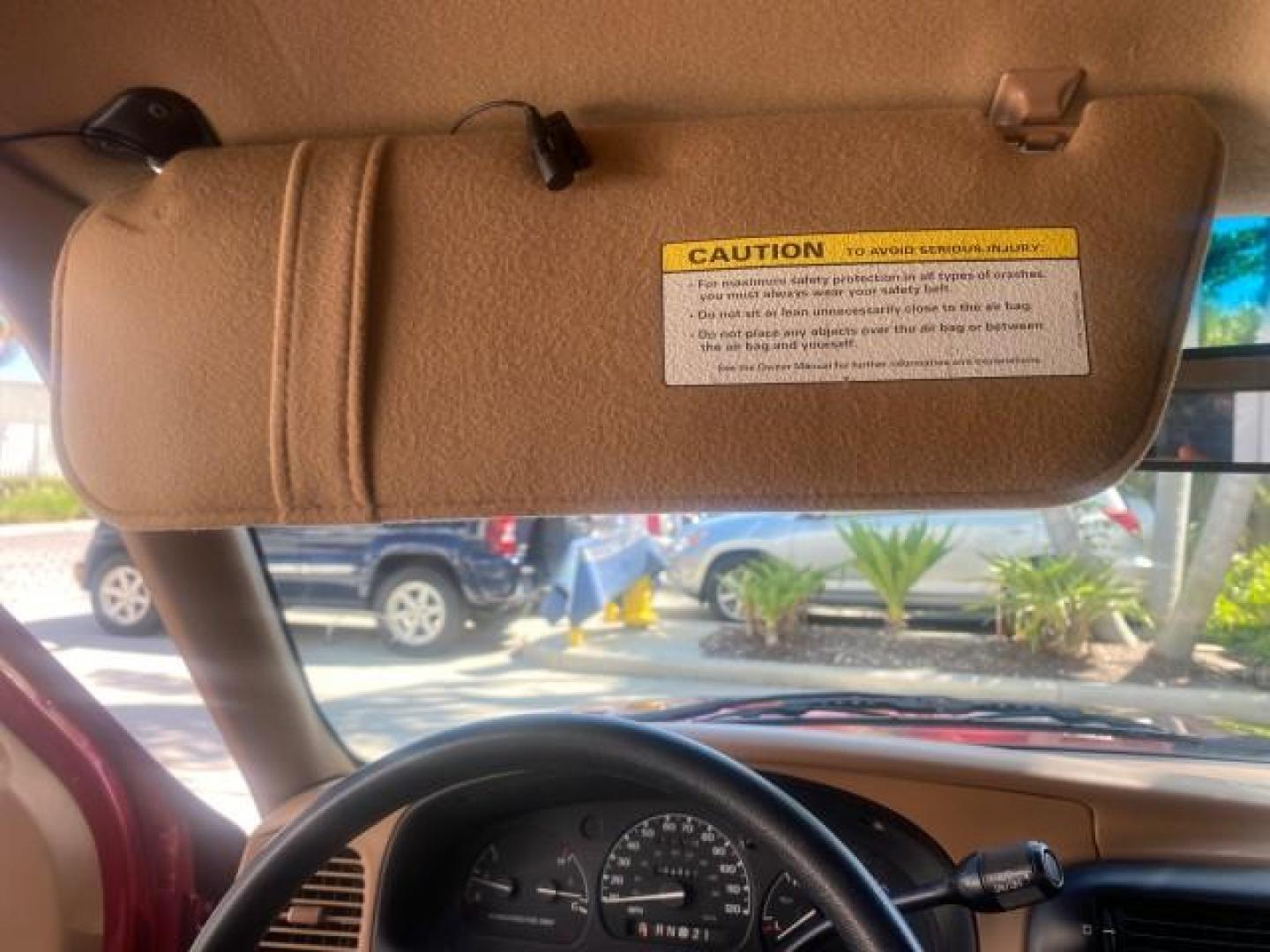 1995 Red /Tan Ford Ranger XLT EXTENDED CAB LOW MILES 64,867 (1FTCR14X7ST) with an 4.0L SPFI V6 Engine engine, Automatic transmission, located at 4701 North Dixie Hwy, Pompano Beach, FL, 33064, (954) 422-2889, 26.240938, -80.123474 - OUR WEBPAGE FLORIDACARS1.COM HAS OVER 100 PHOTOS AND FREE CARFAX LINK 1995 FORD RANGER SPLASH EXTENDED CAB - ICE COLD AC VIN: 1FTCR14X7STA40495 1 F T C R 1 4 X 7 S T A 4 0 4 9 5 CLUB CAB PICKUP 4.0L V6 F GASOLINE 29 MPG REAR WHEEL DRIVE Features ABS Brakes Air Conditioning Alloy Wheels AM/FM Stereo - Photo#63