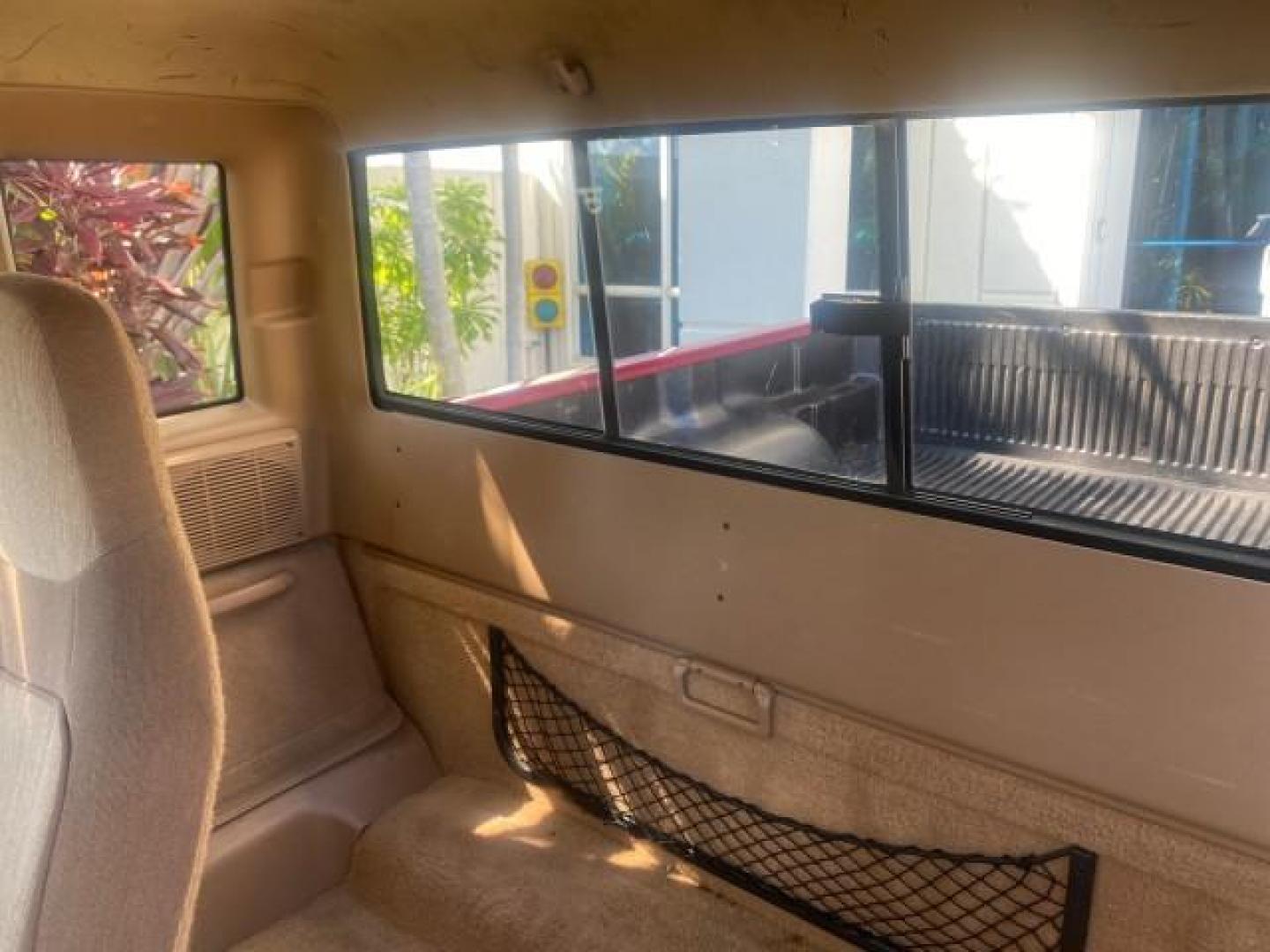 1995 Red /Tan Ford Ranger XLT EXTENDED CAB LOW MILES 64,867 (1FTCR14X7ST) with an 4.0L SPFI V6 Engine engine, Automatic transmission, located at 4701 North Dixie Hwy, Pompano Beach, FL, 33064, (954) 422-2889, 26.240938, -80.123474 - OUR WEBPAGE FLORIDACARS1.COM HAS OVER 100 PHOTOS AND FREE CARFAX LINK 1995 FORD RANGER SPLASH EXTENDED CAB - ICE COLD AC VIN: 1FTCR14X7STA40495 1 F T C R 1 4 X 7 S T A 4 0 4 9 5 CLUB CAB PICKUP 4.0L V6 F GASOLINE 29 MPG REAR WHEEL DRIVE Features ABS Brakes Air Conditioning Alloy Wheels AM/FM Stereo - Photo#67