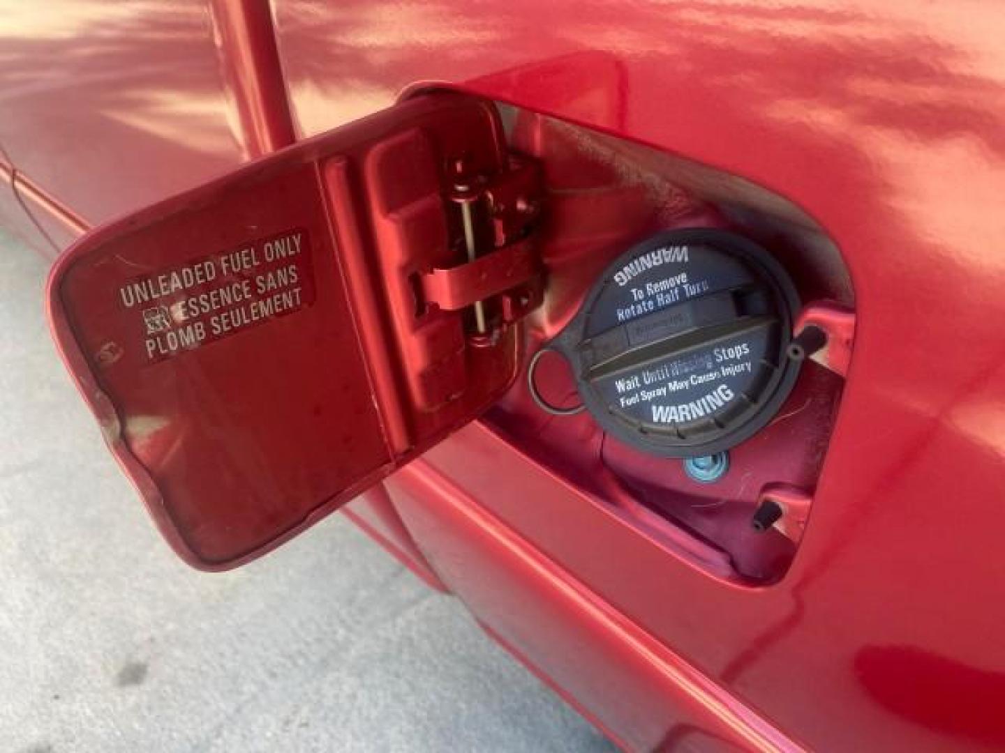 1995 Red /Tan Ford Ranger XLT EXTENDED CAB LOW MILES 64,867 (1FTCR14X7ST) with an 4.0L SPFI V6 Engine engine, Automatic transmission, located at 4701 North Dixie Hwy, Pompano Beach, FL, 33064, (954) 422-2889, 26.240938, -80.123474 - OUR WEBPAGE FLORIDACARS1.COM HAS OVER 100 PHOTOS AND FREE CARFAX LINK 1995 FORD RANGER SPLASH EXTENDED CAB - ICE COLD AC VIN: 1FTCR14X7STA40495 1 F T C R 1 4 X 7 S T A 4 0 4 9 5 CLUB CAB PICKUP 4.0L V6 F GASOLINE 29 MPG REAR WHEEL DRIVE Features ABS Brakes Air Conditioning Alloy Wheels AM/FM Stereo - Photo#71