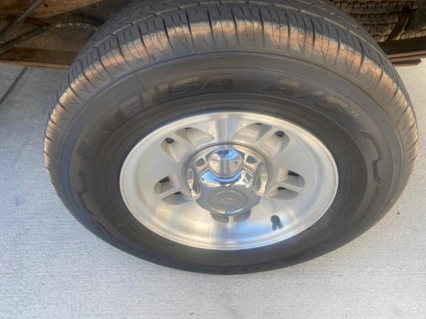 1995 Red /Tan Ford Ranger XLT EXTENDED CAB LOW MILES 64,867 (1FTCR14X7ST) with an 4.0L SPFI V6 Engine engine, Automatic transmission, located at 4701 North Dixie Hwy, Pompano Beach, FL, 33064, (954) 422-2889, 26.240938, -80.123474 - OUR WEBPAGE FLORIDACARS1.COM HAS OVER 100 PHOTOS AND FREE CARFAX LINK 1995 FORD RANGER SPLASH EXTENDED CAB - ICE COLD AC VIN: 1FTCR14X7STA40495 1 F T C R 1 4 X 7 S T A 4 0 4 9 5 CLUB CAB PICKUP 4.0L V6 F GASOLINE 29 MPG REAR WHEEL DRIVE Features ABS Brakes Air Conditioning Alloy Wheels AM/FM Stereo - Photo#72