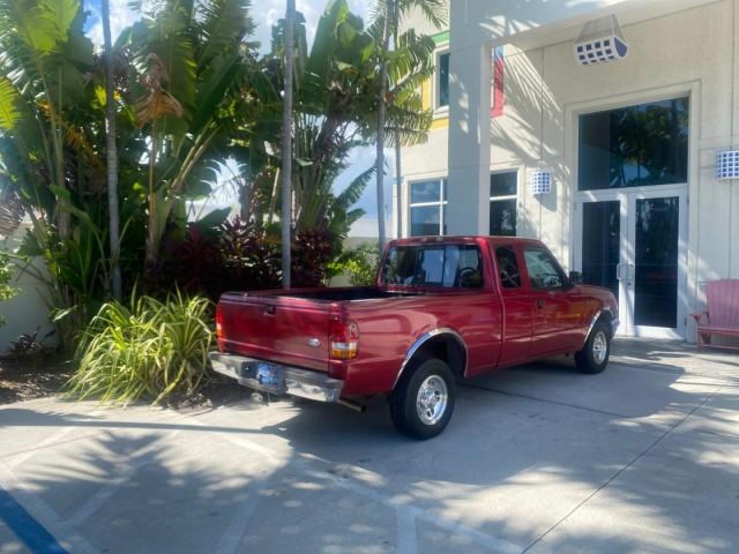 1995 Red /Tan Ford Ranger XLT EXTENDED CAB LOW MILES 64,867 (1FTCR14X7ST) with an 4.0L SPFI V6 Engine engine, Automatic transmission, located at 4701 North Dixie Hwy, Pompano Beach, FL, 33064, (954) 422-2889, 26.240938, -80.123474 - OUR WEBPAGE FLORIDACARS1.COM HAS OVER 100 PHOTOS AND FREE CARFAX LINK 1995 FORD RANGER SPLASH EXTENDED CAB - ICE COLD AC VIN: 1FTCR14X7STA40495 1 F T C R 1 4 X 7 S T A 4 0 4 9 5 CLUB CAB PICKUP 4.0L V6 F GASOLINE 29 MPG REAR WHEEL DRIVE Features ABS Brakes Air Conditioning Alloy Wheels AM/FM Stereo - Photo#89