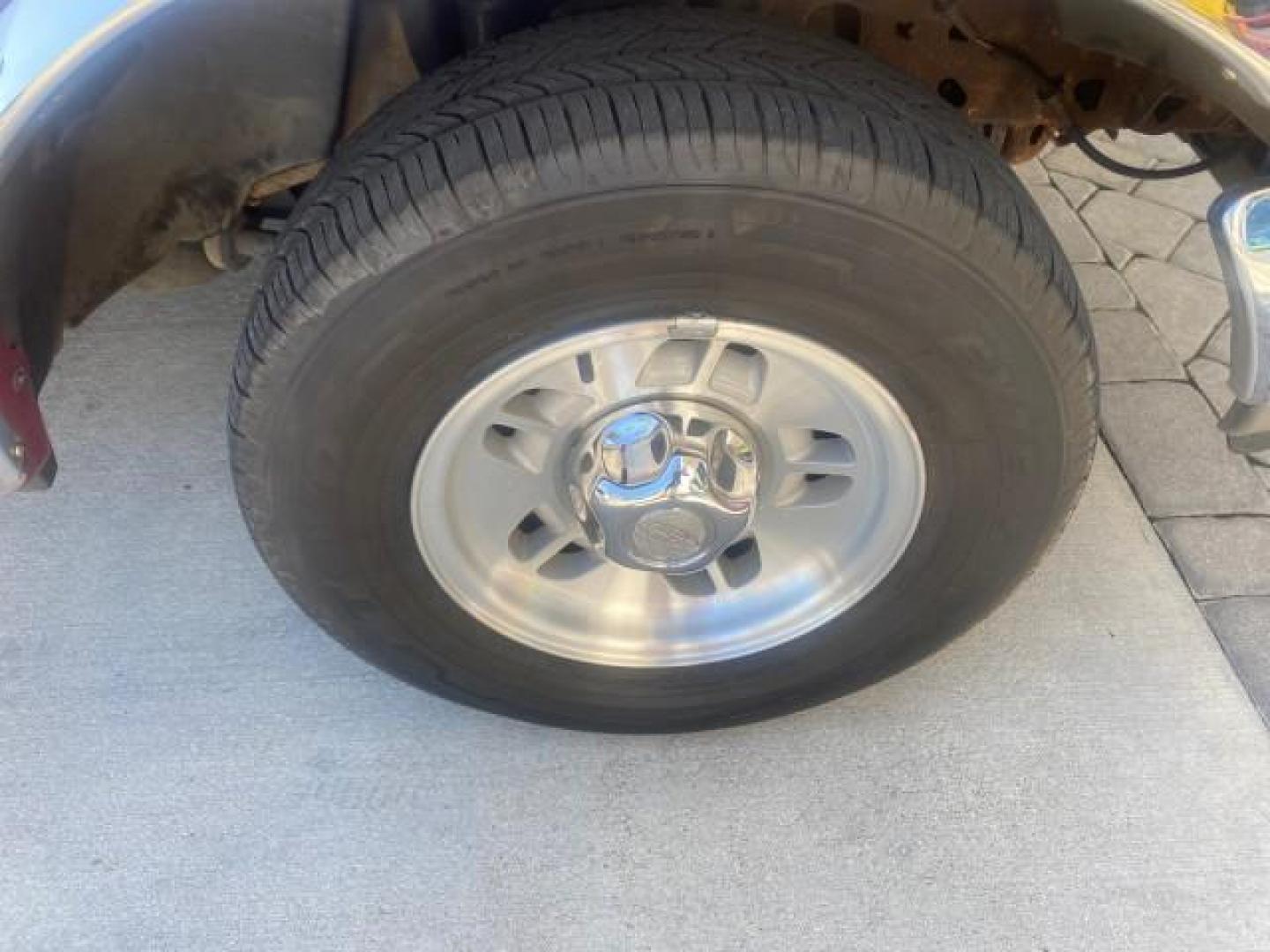 1995 Red /Tan Ford Ranger XLT EXTENDED CAB LOW MILES 64,867 (1FTCR14X7ST) with an 4.0L SPFI V6 Engine engine, Automatic transmission, located at 4701 North Dixie Hwy, Pompano Beach, FL, 33064, (954) 422-2889, 26.240938, -80.123474 - OUR WEBPAGE FLORIDACARS1.COM HAS OVER 100 PHOTOS AND FREE CARFAX LINK 1995 FORD RANGER SPLASH EXTENDED CAB - ICE COLD AC VIN: 1FTCR14X7STA40495 1 F T C R 1 4 X 7 S T A 4 0 4 9 5 CLUB CAB PICKUP 4.0L V6 F GASOLINE 29 MPG REAR WHEEL DRIVE Features ABS Brakes Air Conditioning Alloy Wheels AM/FM Stereo - Photo#96