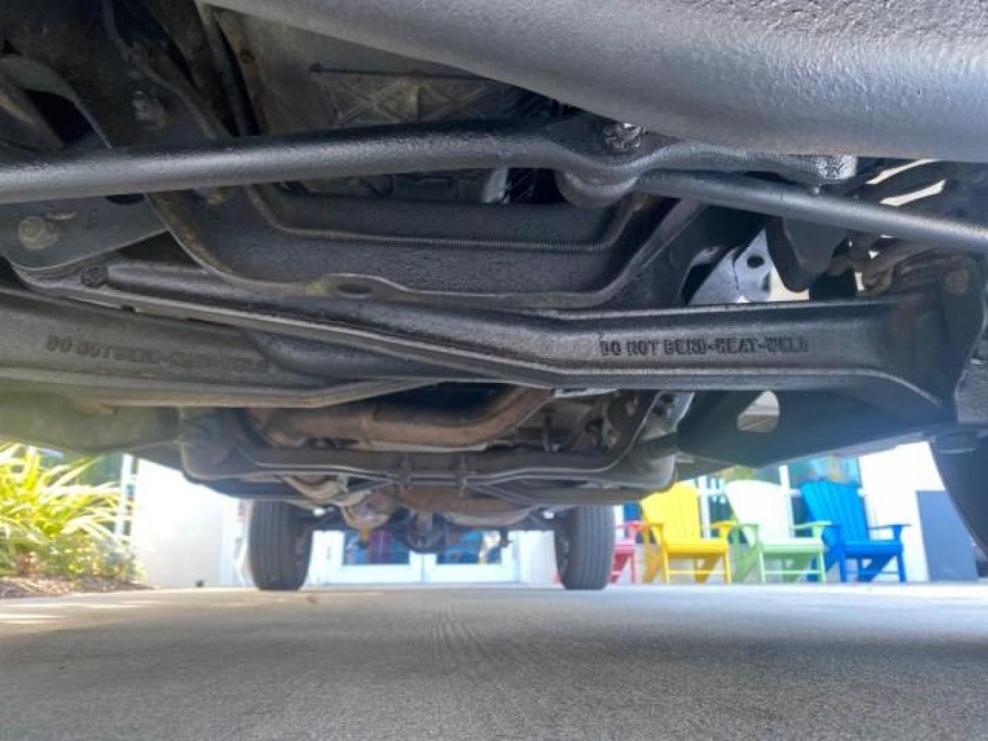 1995 Red /Tan Ford Ranger XLT EXTENDED CAB LOW MILES 64,867 (1FTCR14X7ST) with an 4.0L SPFI V6 Engine engine, Automatic transmission, located at 4701 North Dixie Hwy, Pompano Beach, FL, 33064, (954) 422-2889, 26.240938, -80.123474 - OUR WEBPAGE FLORIDACARS1.COM HAS OVER 100 PHOTOS AND FREE CARFAX LINK 1995 FORD RANGER SPLASH EXTENDED CAB - ICE COLD AC VIN: 1FTCR14X7STA40495 1 F T C R 1 4 X 7 S T A 4 0 4 9 5 CLUB CAB PICKUP 4.0L V6 F GASOLINE 29 MPG REAR WHEEL DRIVE Features ABS Brakes Air Conditioning Alloy Wheels AM/FM Stereo - Photo#21