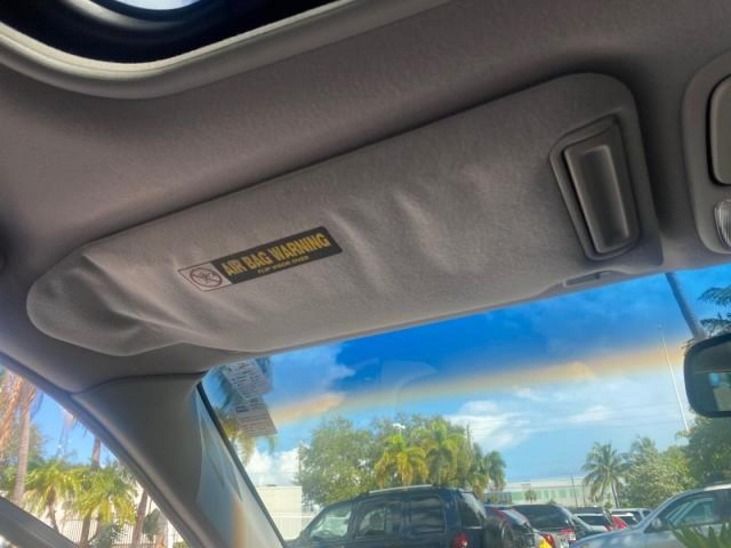 2001 Satin Silver Metallic /Ivory Honda Accord Sdn EX LOW MILES 67,683 (JHMCG56601C) with an 2.3L 16-Valve VTEC I4 LEV-Certified Engine engine, Automatic transmission, located at 4701 North Dixie Hwy, Pompano Beach, FL, 33064, (954) 422-2889, 26.240938, -80.123474 - OUR WEBPAGE FLORIDACARS1.COM HAS OVER 100 PHOTOS AND FREE CARFAX LINK 2001 HONDA ACCORD EX VIN: JHMCG56601C020555 J H M C G 5 6 6 0 1 C 0 2 0 5 5 5 SEDAN 4 DR 2.3L I4 F OHV GASOLINE FRONT WHEEL DRIVE Features ABS Brakes Air Conditioning Alloy Wheels AM/FM Stereo Automatic Transmission Cassette Playe - Photo#64