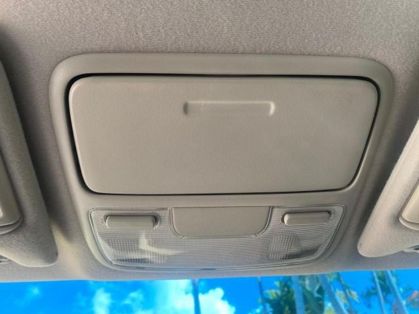 2001 Satin Silver Metallic /Ivory Honda Accord Sdn EX LOW MILES 67,683 (JHMCG56601C) with an 2.3L 16-Valve VTEC I4 LEV-Certified Engine engine, Automatic transmission, located at 4701 North Dixie Hwy, Pompano Beach, FL, 33064, (954) 422-2889, 26.240938, -80.123474 - OUR WEBPAGE FLORIDACARS1.COM HAS OVER 100 PHOTOS AND FREE CARFAX LINK 2001 HONDA ACCORD EX VIN: JHMCG56601C020555 J H M C G 5 6 6 0 1 C 0 2 0 5 5 5 SEDAN 4 DR 2.3L I4 F OHV GASOLINE FRONT WHEEL DRIVE Features ABS Brakes Air Conditioning Alloy Wheels AM/FM Stereo Automatic Transmission Cassette Playe - Photo#68