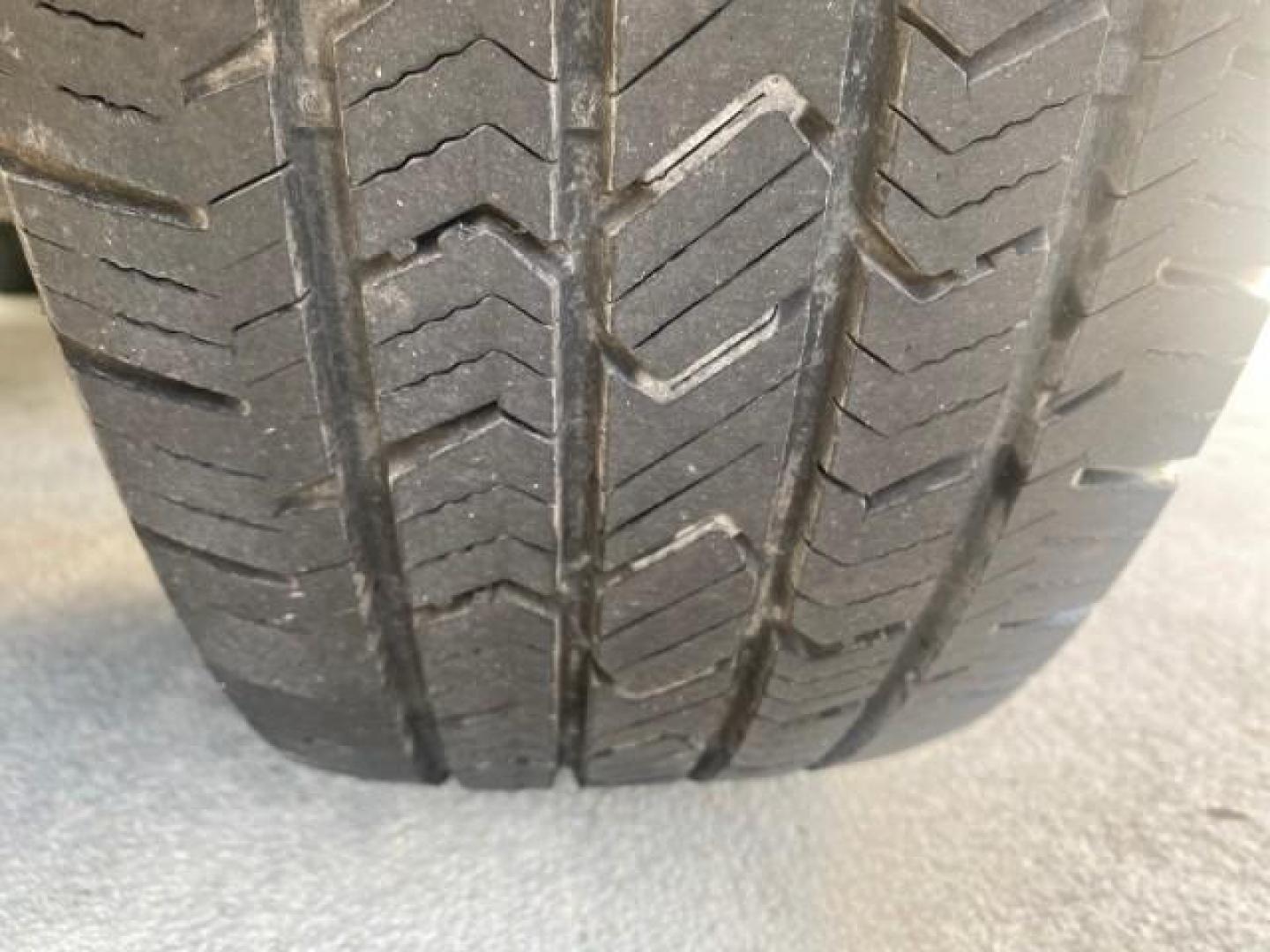 2006 Silver Birch Metallic /Camel Ford Explorer Limited LOW MILES 58,581 (1FMEU65E56U) with an 4.0L SOHC V6 Engine engine, Automatic transmission, located at 4701 North Dixie Hwy, Pompano Beach, FL, 33064, (954) 422-2889, 26.240938, -80.123474 - OUR WEBPAGE FLORIDACARS1.COM HAS OVER 100 PHOTOS AND FREE CARFAX LINK 2006 FORD EXPLORER LIMITED VIN: 1FMEU65E56UB51544 1 F M E U 6 5 E 5 6 U B 5 1 5 4 4 4 DOOR WAGON/SPORT UTILITY 4.0L V6 F SOHC GASOLINE REAR WHEEL DRIVE Features ABS Brakes Air Conditioning Alloy Wheels AM/FM Stereo Audiophile Soun - Photo#20