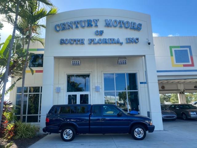 photo of 2001 GMC Sonoma X CAB SLS LOW MILES 70,869