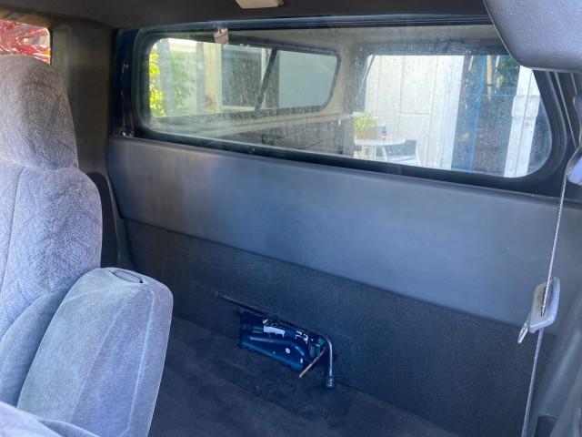 2001 Indigo Blue Metallic /Graphite GMC Sonoma X CAB SLS LOW MILES 70,869 (1GTCS19W618) with an 4.3L Vortec 1000 SFI V6 Engine engine, Automatic transmission, located at 4701 North Dixie Hwy, Pompano Beach, FL, 33064, (954) 422-2889, 26.240938, -80.123474 - OUR WEBPAGE FLORIDACARS1.COM HAS OVER 100 PHOTOS AND FREE CARFAX LINK 2001 GMC SONOMA SL EXTRACAB AUTO AC VIN: 1GTCS19W618237485 1 G T C S 1 9 W 6 1 8 2 3 7 4 8 5 CLUB CAB PICKUP 4.3L V6 F GASOLINE REAR WHEEL DRIVE Features ABS Brakes Air Conditioning Alloy Wheels AM/FM Stereo Automatic Transmission - Photo#14