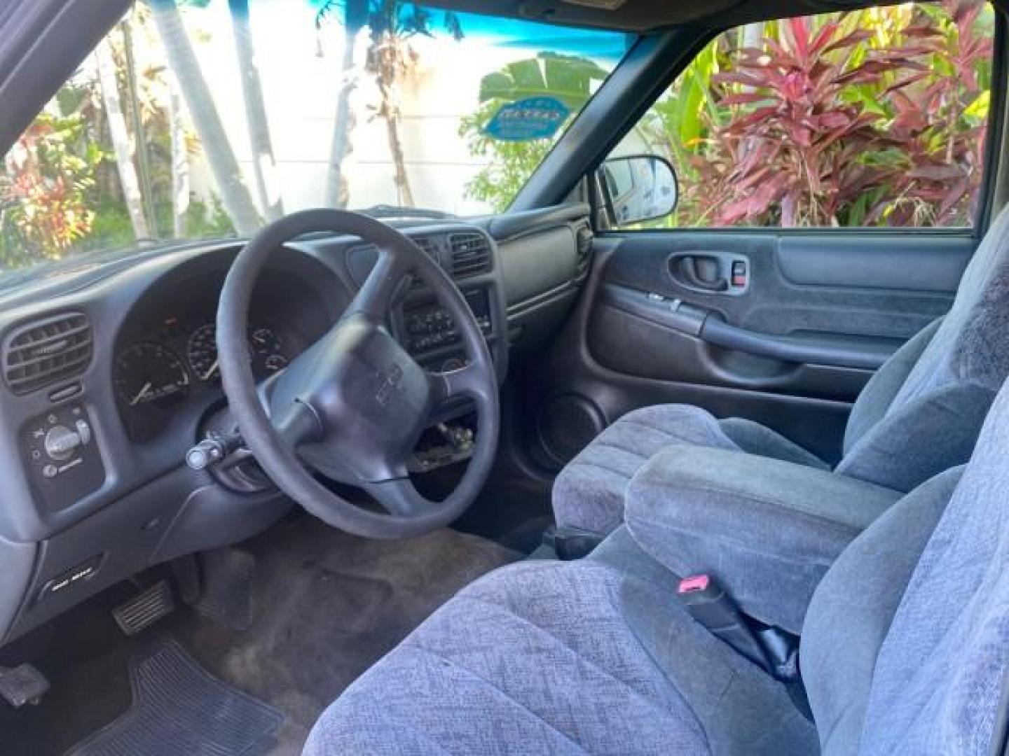 2001 Indigo Blue Metallic /Graphite GMC Sonoma X CAB SLS LOW MILES 70,869 (1GTCS19W618) with an 4.3L Vortec 1000 SFI V6 Engine engine, Automatic transmission, located at 4701 North Dixie Hwy, Pompano Beach, FL, 33064, (954) 422-2889, 26.240938, -80.123474 - OUR WEBPAGE FLORIDACARS1.COM HAS OVER 100 PHOTOS AND FREE CARFAX LINK 2001 GMC SONOMA SL EXTRACAB AUTO AC VIN: 1GTCS19W618237485 1 G T C S 1 9 W 6 1 8 2 3 7 4 8 5 CLUB CAB PICKUP 4.3L V6 F GASOLINE REAR WHEEL DRIVE Features ABS Brakes Air Conditioning Alloy Wheels AM/FM Stereo Automatic Transmission - Photo#47
