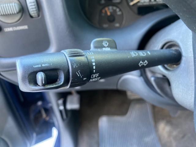 2001 Indigo Blue Metallic /Graphite GMC Sonoma X CAB SLS LOW MILES 70,869 (1GTCS19W618) with an 4.3L Vortec 1000 SFI V6 Engine engine, Automatic transmission, located at 4701 North Dixie Hwy, Pompano Beach, FL, 33064, (954) 422-2889, 26.240938, -80.123474 - OUR WEBPAGE FLORIDACARS1.COM HAS OVER 100 PHOTOS AND FREE CARFAX LINK 2001 GMC SONOMA SL EXTRACAB AUTO AC VIN: 1GTCS19W618237485 1 G T C S 1 9 W 6 1 8 2 3 7 4 8 5 CLUB CAB PICKUP 4.3L V6 F GASOLINE REAR WHEEL DRIVE Features ABS Brakes Air Conditioning Alloy Wheels AM/FM Stereo Automatic Transmission - Photo#51