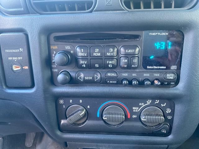 2001 Indigo Blue Metallic /Graphite GMC Sonoma X CAB SLS LOW MILES 70,869 (1GTCS19W618) with an 4.3L Vortec 1000 SFI V6 Engine engine, Automatic transmission, located at 4701 North Dixie Hwy, Pompano Beach, FL, 33064, (954) 422-2889, 26.240938, -80.123474 - OUR WEBPAGE FLORIDACARS1.COM HAS OVER 100 PHOTOS AND FREE CARFAX LINK 2001 GMC SONOMA SL EXTRACAB AUTO AC VIN: 1GTCS19W618237485 1 G T C S 1 9 W 6 1 8 2 3 7 4 8 5 CLUB CAB PICKUP 4.3L V6 F GASOLINE REAR WHEEL DRIVE Features ABS Brakes Air Conditioning Alloy Wheels AM/FM Stereo Automatic Transmission - Photo#58