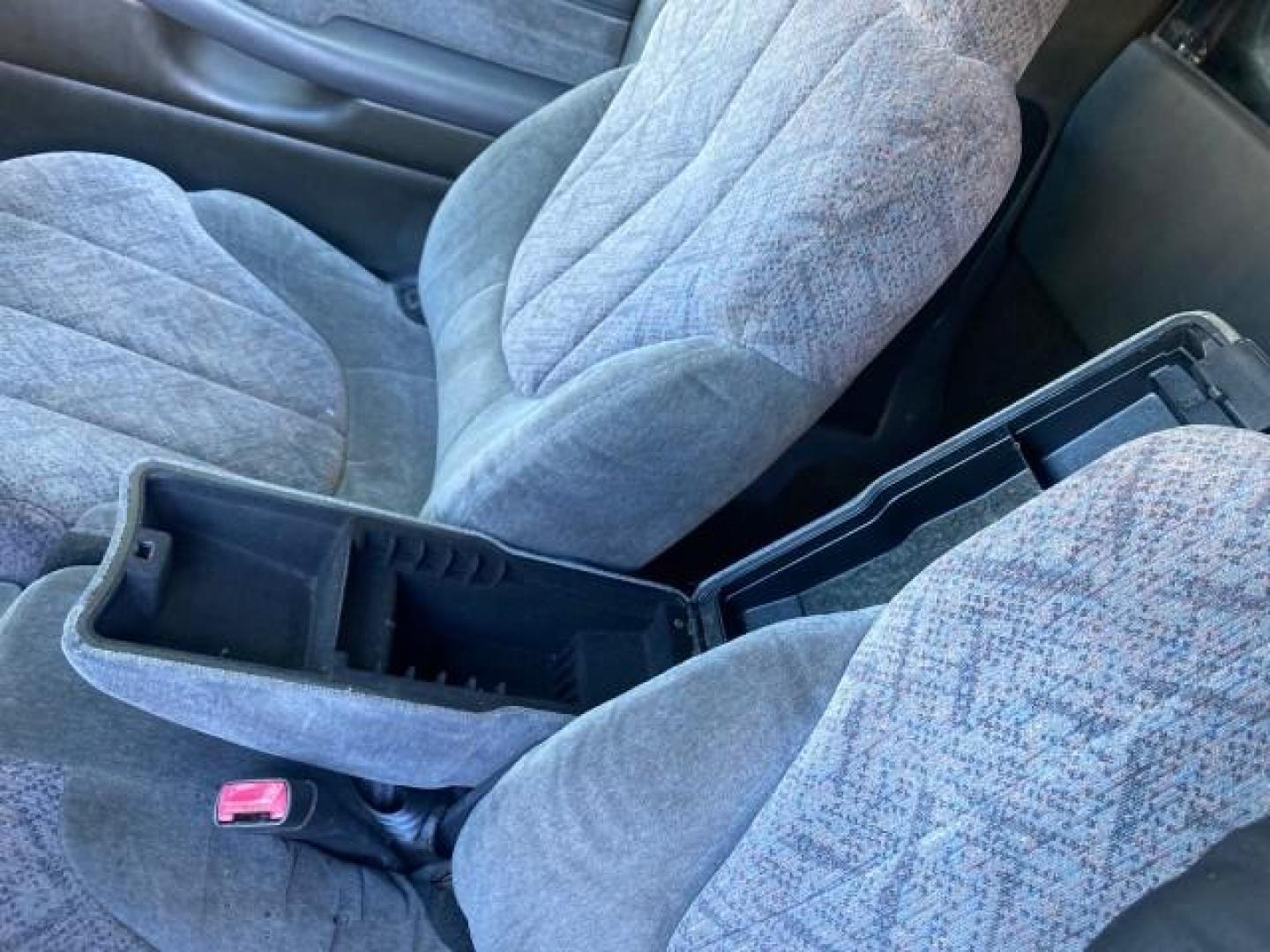 2001 Indigo Blue Metallic /Graphite GMC Sonoma X CAB SLS LOW MILES 70,869 (1GTCS19W618) with an 4.3L Vortec 1000 SFI V6 Engine engine, Automatic transmission, located at 4701 North Dixie Hwy, Pompano Beach, FL, 33064, (954) 422-2889, 26.240938, -80.123474 - OUR WEBPAGE FLORIDACARS1.COM HAS OVER 100 PHOTOS AND FREE CARFAX LINK 2001 GMC SONOMA SL EXTRACAB AUTO AC VIN: 1GTCS19W618237485 1 G T C S 1 9 W 6 1 8 2 3 7 4 8 5 CLUB CAB PICKUP 4.3L V6 F GASOLINE REAR WHEEL DRIVE Features ABS Brakes Air Conditioning Alloy Wheels AM/FM Stereo Automatic Transmission - Photo#61