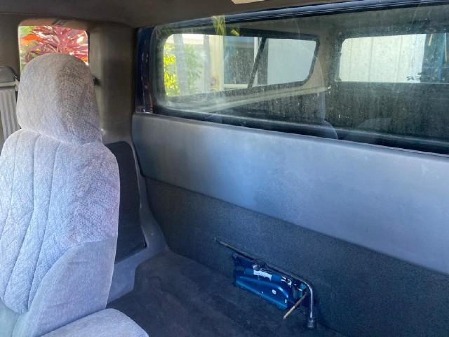 2001 Indigo Blue Metallic /Graphite GMC Sonoma X CAB SLS LOW MILES 70,869 (1GTCS19W618) with an 4.3L Vortec 1000 SFI V6 Engine engine, Automatic transmission, located at 4701 North Dixie Hwy, Pompano Beach, FL, 33064, (954) 422-2889, 26.240938, -80.123474 - OUR WEBPAGE FLORIDACARS1.COM HAS OVER 100 PHOTOS AND FREE CARFAX LINK 2001 GMC SONOMA SL EXTRACAB AUTO AC VIN: 1GTCS19W618237485 1 G T C S 1 9 W 6 1 8 2 3 7 4 8 5 CLUB CAB PICKUP 4.3L V6 F GASOLINE REAR WHEEL DRIVE Features ABS Brakes Air Conditioning Alloy Wheels AM/FM Stereo Automatic Transmission - Photo#66