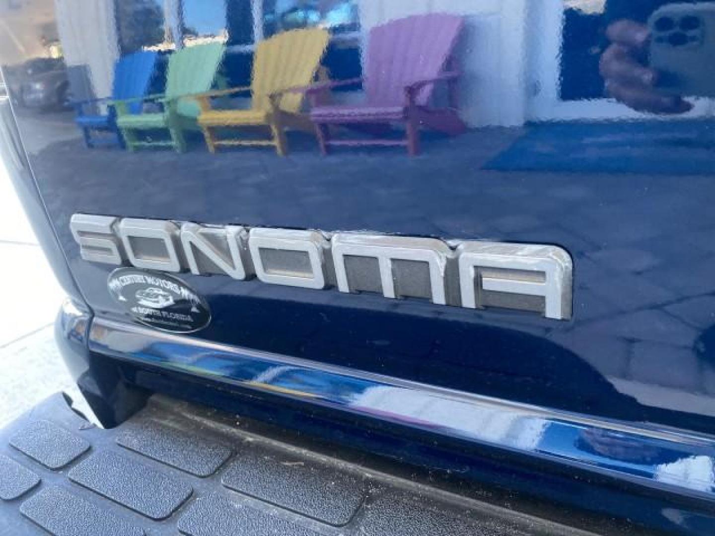 2001 Indigo Blue Metallic /Graphite GMC Sonoma X CAB SLS LOW MILES 70,869 (1GTCS19W618) with an 4.3L Vortec 1000 SFI V6 Engine engine, Automatic transmission, located at 4701 North Dixie Hwy, Pompano Beach, FL, 33064, (954) 422-2889, 26.240938, -80.123474 - OUR WEBPAGE FLORIDACARS1.COM HAS OVER 100 PHOTOS AND FREE CARFAX LINK 2001 GMC SONOMA SL EXTRACAB AUTO AC VIN: 1GTCS19W618237485 1 G T C S 1 9 W 6 1 8 2 3 7 4 8 5 CLUB CAB PICKUP 4.3L V6 F GASOLINE REAR WHEEL DRIVE Features ABS Brakes Air Conditioning Alloy Wheels AM/FM Stereo Automatic Transmission - Photo#78