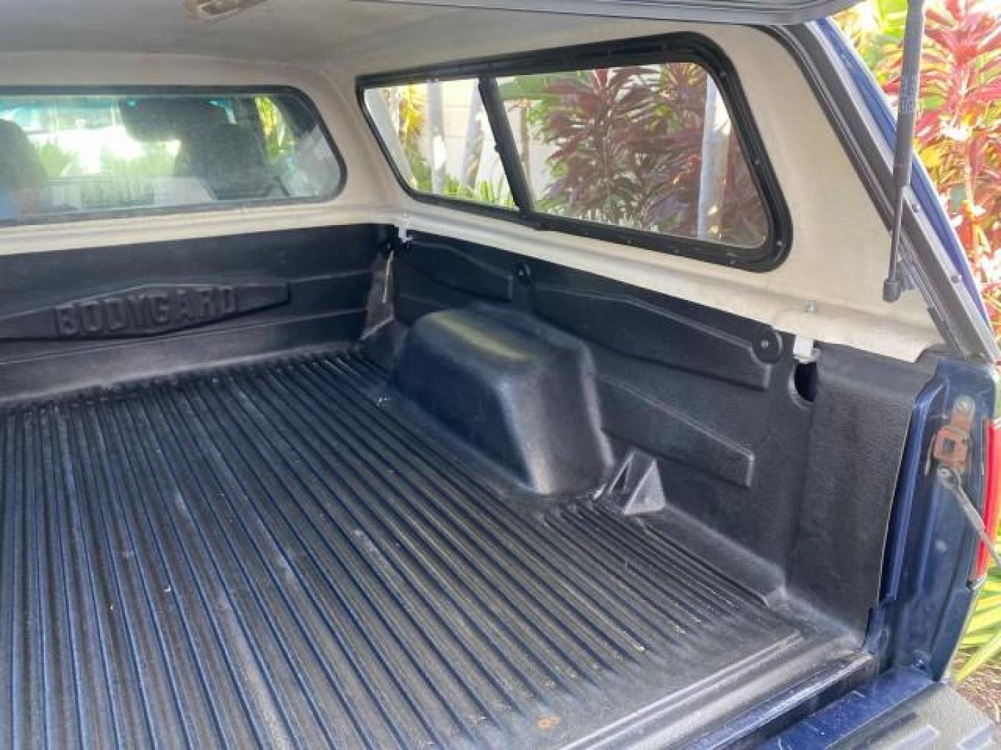 2001 Indigo Blue Metallic /Graphite GMC Sonoma X CAB SLS LOW MILES 70,869 (1GTCS19W618) with an 4.3L Vortec 1000 SFI V6 Engine engine, Automatic transmission, located at 4701 North Dixie Hwy, Pompano Beach, FL, 33064, (954) 422-2889, 26.240938, -80.123474 - OUR WEBPAGE FLORIDACARS1.COM HAS OVER 100 PHOTOS AND FREE CARFAX LINK 2001 GMC SONOMA SL EXTRACAB AUTO AC VIN: 1GTCS19W618237485 1 G T C S 1 9 W 6 1 8 2 3 7 4 8 5 CLUB CAB PICKUP 4.3L V6 F GASOLINE REAR WHEEL DRIVE Features ABS Brakes Air Conditioning Alloy Wheels AM/FM Stereo Automatic Transmission - Photo#86