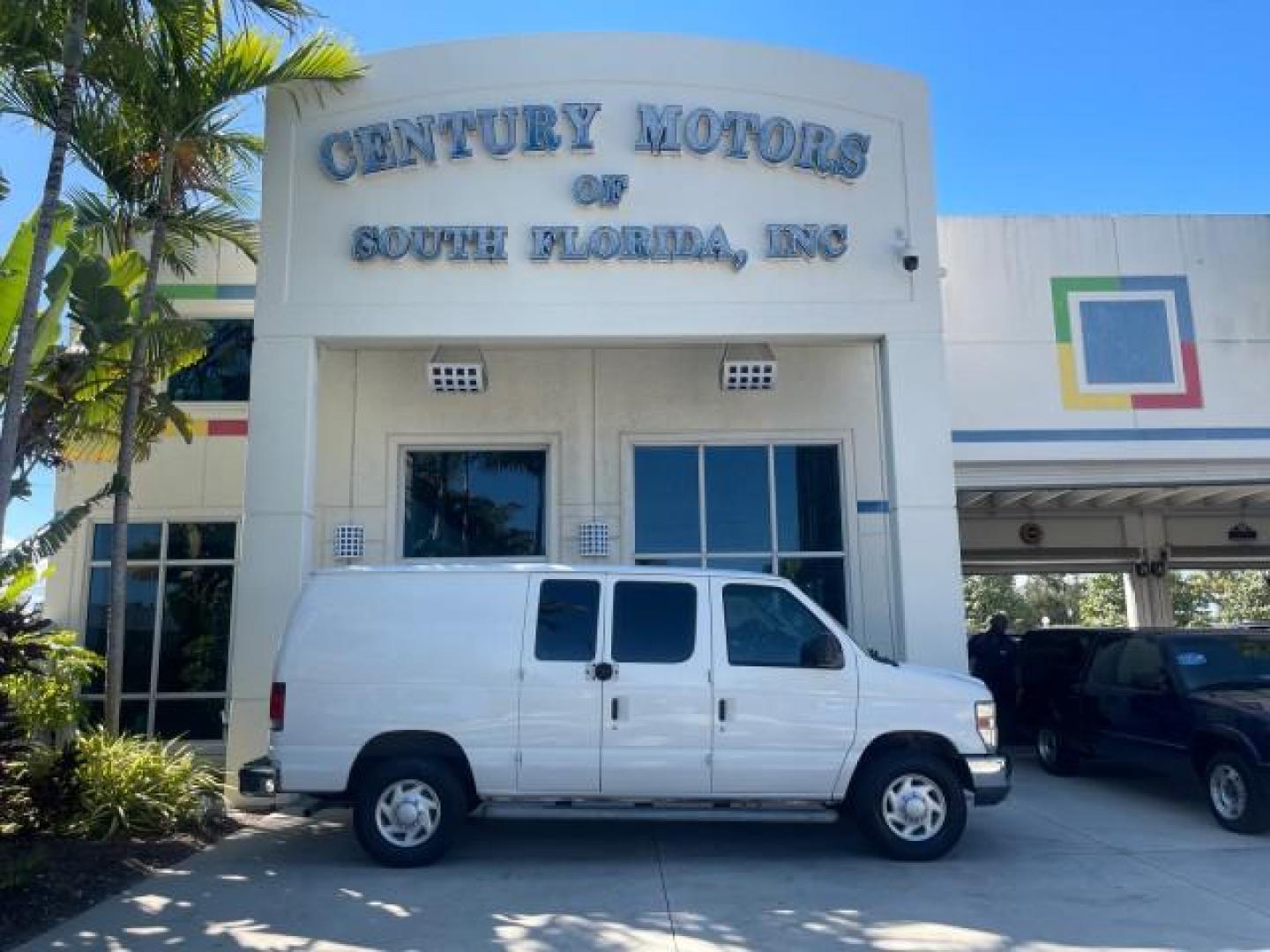 2008 Oxford White /Medium flint Ford Econoline Cargo Van CARGO VAN E250 LOW MILES 58,008 (1FTNE24W38D) with an 4.6L SOHC EFI V8 Triton Engine engine, Automatic transmission, located at 4701 North Dixie Hwy, Pompano Beach, FL, 33064, (954) 422-2889, 26.240938, -80.123474 - OUR WEBPAGE FLORIDACARS1.COM HAS OVER 100 PHOTOS AND FREE CARFAX LINK 2008 FORD E-SERIES E-250 VIN: 1FTNE24W38DB01913 1 F T N E 2 4 W 3 8 D B 0 1 9 1 3 VAN 4.6L V8 F SOHC 16V GASOLINE REAR WHEEL DRIVE Features ABS Brakes Air Conditioning AM/FM Stereo Automatic Transmission CD Audio Cruise Control Po - Photo#1