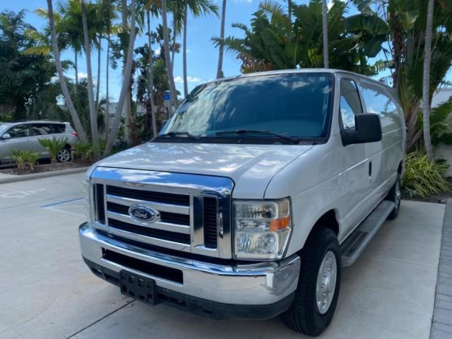 2008 Oxford White /Medium flint Ford Econoline Cargo Van CARGO VAN E250 LOW MILES 58,008 (1FTNE24W38D) with an 4.6L SOHC EFI V8 Triton Engine engine, Automatic transmission, located at 4701 North Dixie Hwy, Pompano Beach, FL, 33064, (954) 422-2889, 26.240938, -80.123474 - OUR WEBPAGE FLORIDACARS1.COM HAS OVER 100 PHOTOS AND FREE CARFAX LINK 2008 FORD E-SERIES E-250 VIN: 1FTNE24W38DB01913 1 F T N E 2 4 W 3 8 D B 0 1 9 1 3 VAN 4.6L V8 F SOHC 16V GASOLINE REAR WHEEL DRIVE Features ABS Brakes Air Conditioning AM/FM Stereo Automatic Transmission CD Audio Cruise Control Po - Photo#4