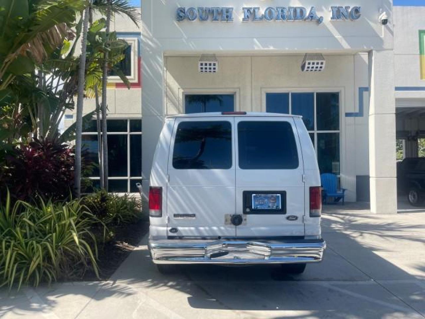 2008 Oxford White /Medium flint Ford Econoline Cargo Van CARGO VAN E250 LOW MILES 58,008 (1FTNE24W38D) with an 4.6L SOHC EFI V8 Triton Engine engine, Automatic transmission, located at 4701 North Dixie Hwy, Pompano Beach, FL, 33064, (954) 422-2889, 26.240938, -80.123474 - OUR WEBPAGE FLORIDACARS1.COM HAS OVER 100 PHOTOS AND FREE CARFAX LINK 2008 FORD E-SERIES E-250 VIN: 1FTNE24W38DB01913 1 F T N E 2 4 W 3 8 D B 0 1 9 1 3 VAN 4.6L V8 F SOHC 16V GASOLINE REAR WHEEL DRIVE Features ABS Brakes Air Conditioning AM/FM Stereo Automatic Transmission CD Audio Cruise Control Po - Photo#89