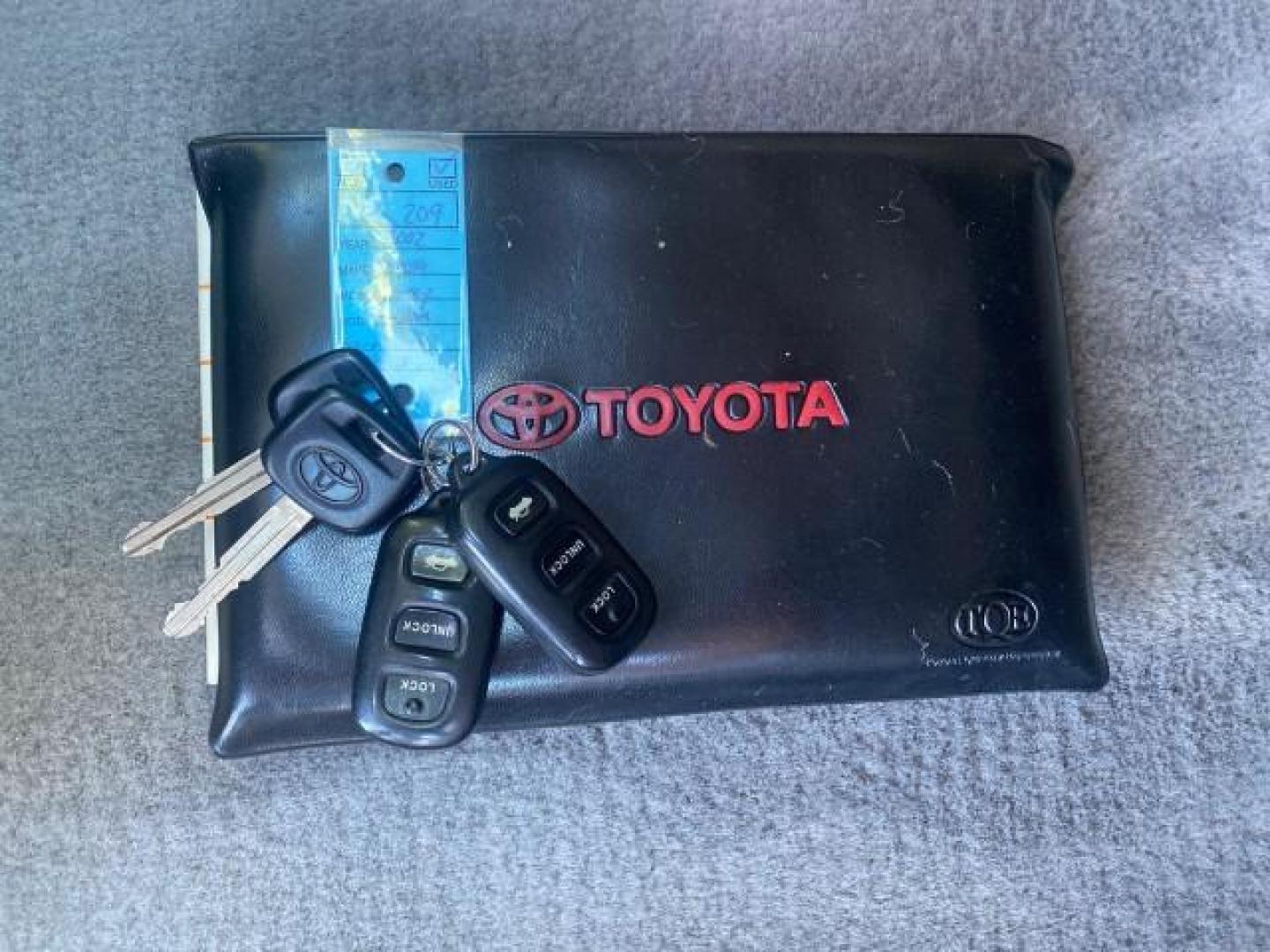 2002 Desert Sand Mica /Stone Toyota Camry LE LOW MILES 66,209 1 OWNER (4T1BE32K82U) with an 2.4L Twin-Cam EFI 16-Valve 4-Cyl Engine engine, Automatic transmission, located at 4701 North Dixie Hwy, Pompano Beach, FL, 33064, (954) 422-2889, 26.240938, -80.123474 - OUR WEBPAGE FLORIDACARS1.COM HAS OVER 100 PHOTOS AND FREE CARFAX LINK 2002 TOYOTA CAMRY LE AUTO ICE COLD AC VIN: 4T1BE32K82U112501 4 T 1 B E 3 2 K 8 2 U 1 1 2 5 0 1 SEDAN 4 DR 2.4L I4 F DOHC 16V GASOLINE 32 MPG FRONT WHEEL DRIVE Features ABS Brakes Air Conditioning AM/FM Stereo Automatic Transmissio - Photo#23