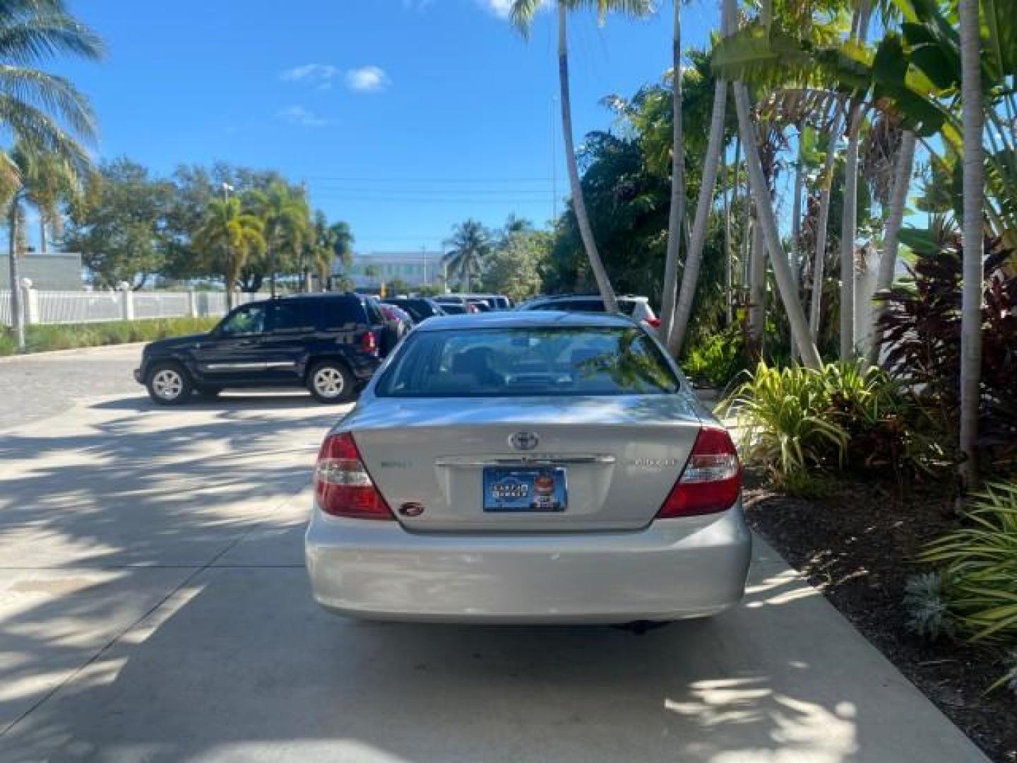 2002 Desert Sand Mica /Stone Toyota Camry LE LOW MILES 66,209 1 OWNER (4T1BE32K82U) with an 2.4L Twin-Cam EFI 16-Valve 4-Cyl Engine engine, Automatic transmission, located at 4701 North Dixie Hwy, Pompano Beach, FL, 33064, (954) 422-2889, 26.240938, -80.123474 - OUR WEBPAGE FLORIDACARS1.COM HAS OVER 100 PHOTOS AND FREE CARFAX LINK 2002 TOYOTA CAMRY LE AUTO ICE COLD AC VIN: 4T1BE32K82U112501 4 T 1 B E 3 2 K 8 2 U 1 1 2 5 0 1 SEDAN 4 DR 2.4L I4 F DOHC 16V GASOLINE 32 MPG FRONT WHEEL DRIVE Features ABS Brakes Air Conditioning AM/FM Stereo Automatic Transmissio - Photo#35