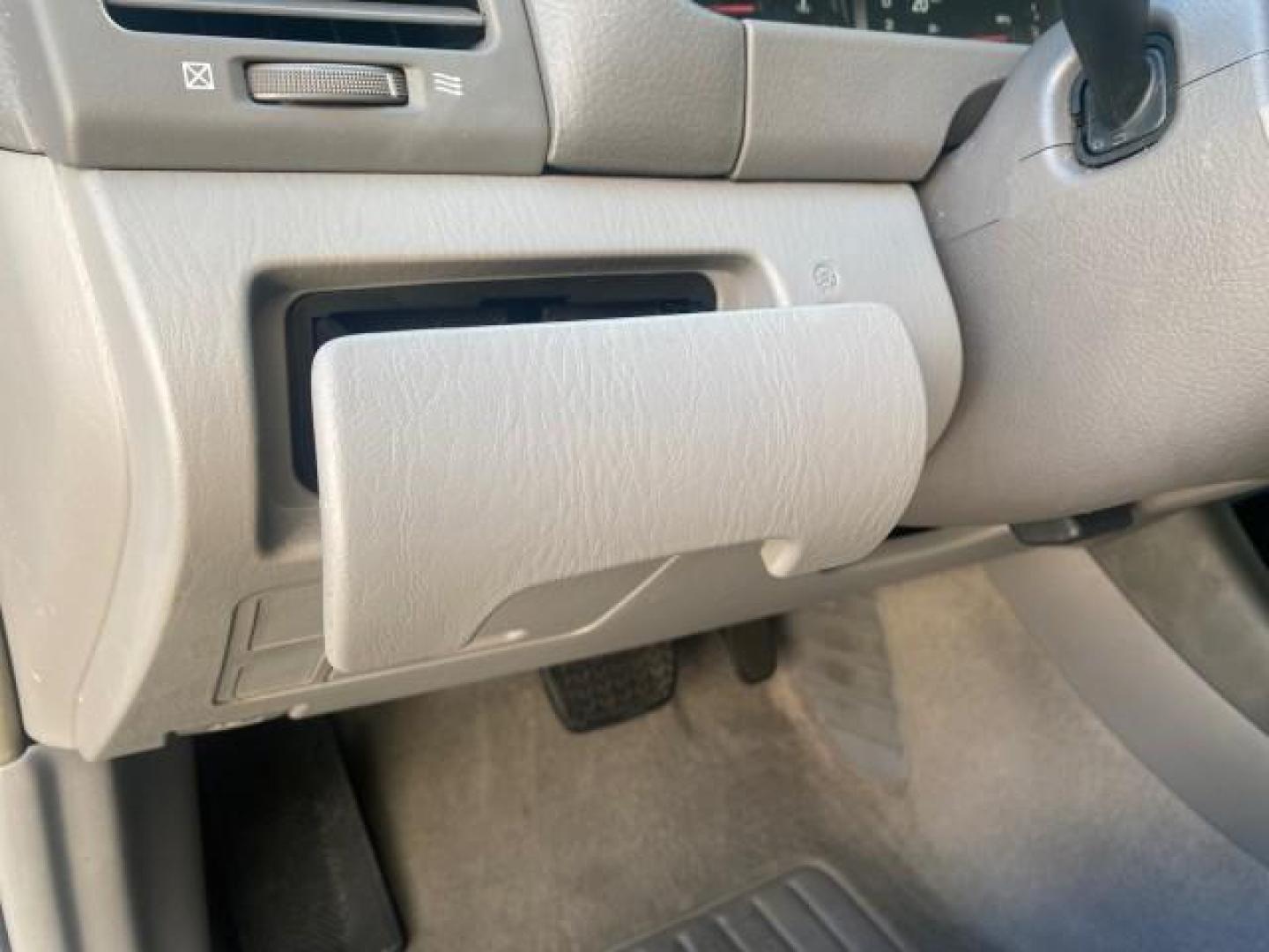 2002 Desert Sand Mica /Stone Toyota Camry LE LOW MILES 66,209 1 OWNER (4T1BE32K82U) with an 2.4L Twin-Cam EFI 16-Valve 4-Cyl Engine engine, Automatic transmission, located at 4701 North Dixie Hwy, Pompano Beach, FL, 33064, (954) 422-2889, 26.240938, -80.123474 - OUR WEBPAGE FLORIDACARS1.COM HAS OVER 100 PHOTOS AND FREE CARFAX LINK 2002 TOYOTA CAMRY LE AUTO ICE COLD AC VIN: 4T1BE32K82U112501 4 T 1 B E 3 2 K 8 2 U 1 1 2 5 0 1 SEDAN 4 DR 2.4L I4 F DOHC 16V GASOLINE 32 MPG FRONT WHEEL DRIVE Features ABS Brakes Air Conditioning AM/FM Stereo Automatic Transmissio - Photo#53