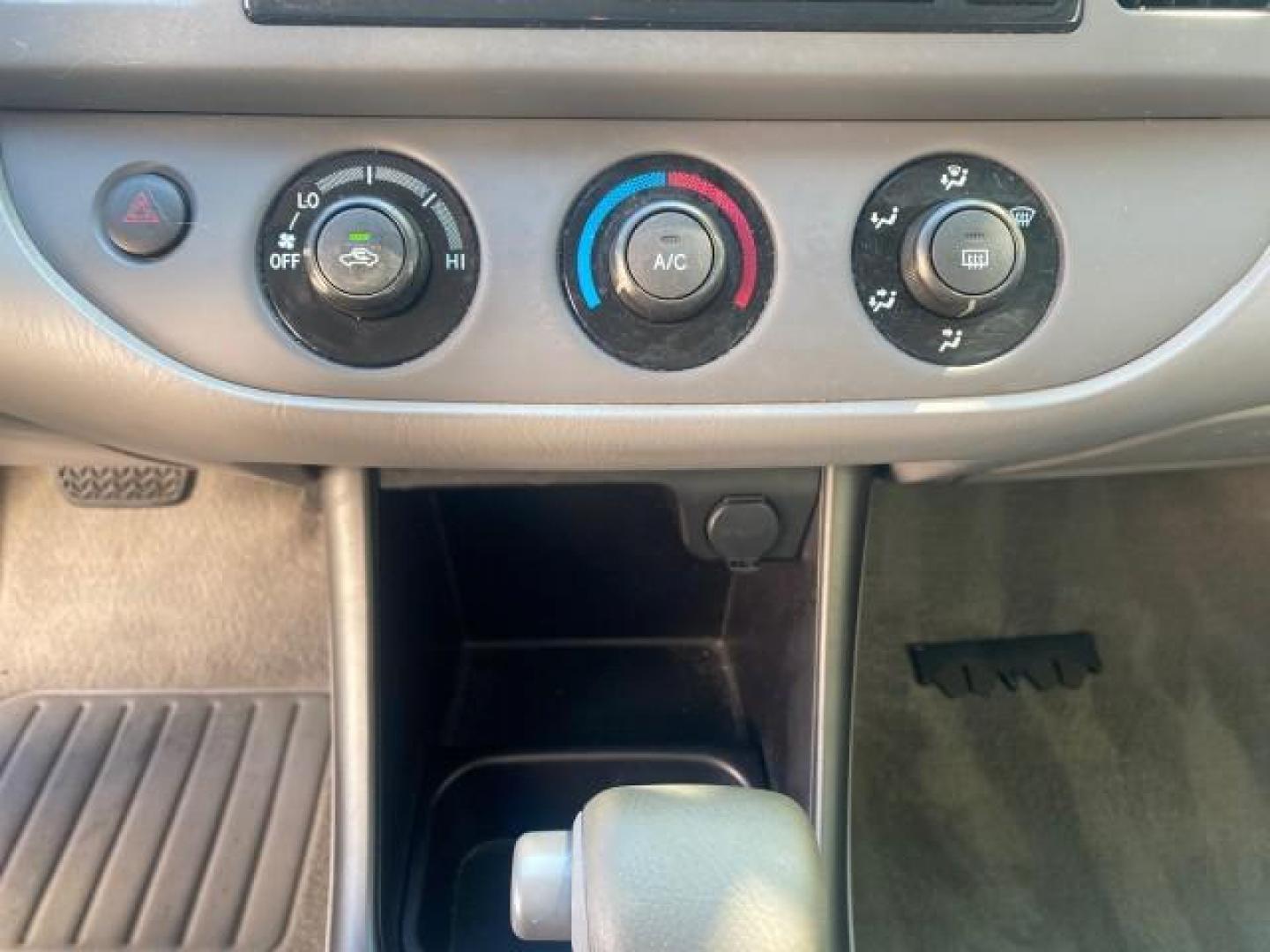 2002 Desert Sand Mica /Stone Toyota Camry LE LOW MILES 66,209 1 OWNER (4T1BE32K82U) with an 2.4L Twin-Cam EFI 16-Valve 4-Cyl Engine engine, Automatic transmission, located at 4701 North Dixie Hwy, Pompano Beach, FL, 33064, (954) 422-2889, 26.240938, -80.123474 - OUR WEBPAGE FLORIDACARS1.COM HAS OVER 100 PHOTOS AND FREE CARFAX LINK 2002 TOYOTA CAMRY LE AUTO ICE COLD AC VIN: 4T1BE32K82U112501 4 T 1 B E 3 2 K 8 2 U 1 1 2 5 0 1 SEDAN 4 DR 2.4L I4 F DOHC 16V GASOLINE 32 MPG FRONT WHEEL DRIVE Features ABS Brakes Air Conditioning AM/FM Stereo Automatic Transmissio - Photo#58